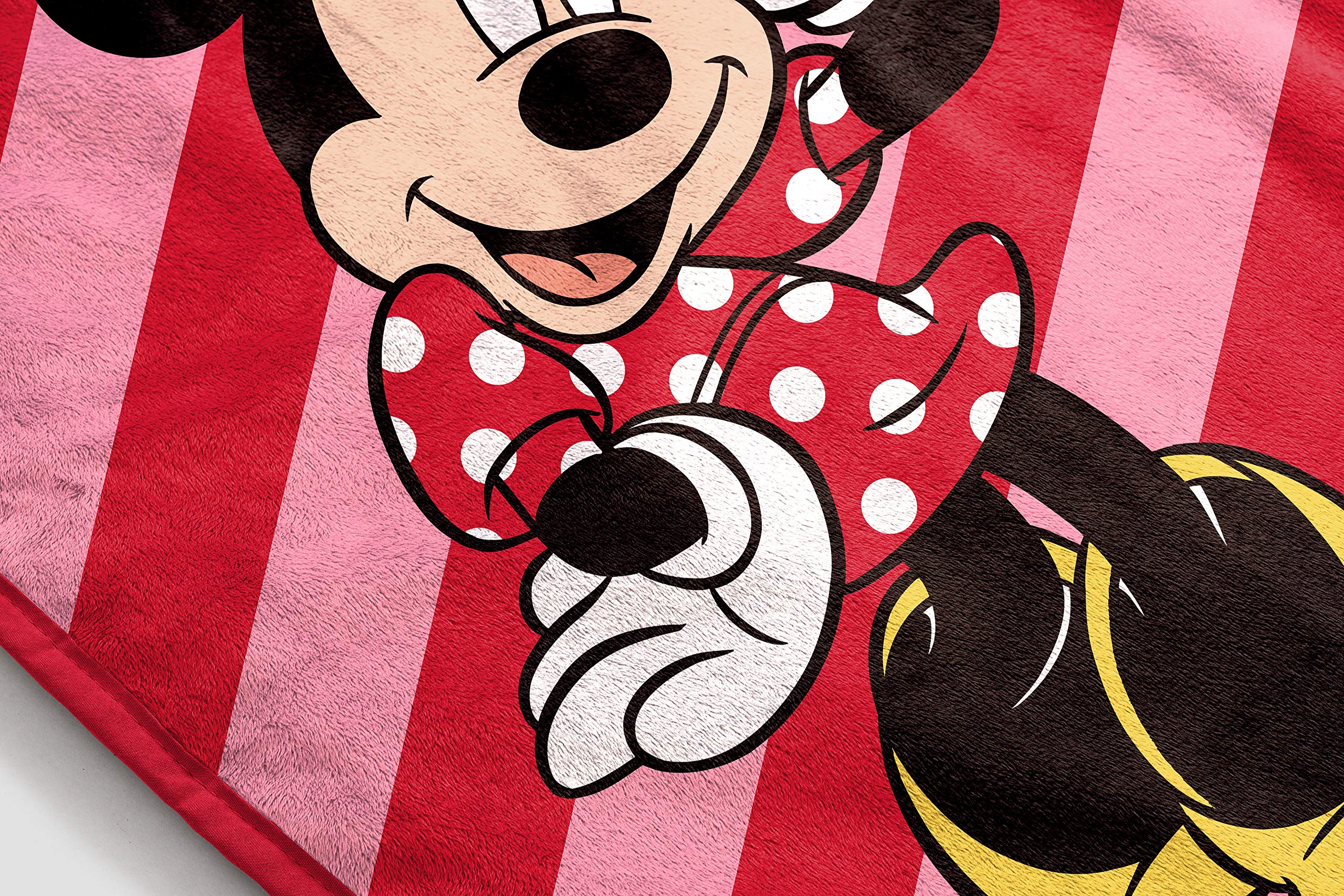 Amazon.co.jp: ディズニー ミニーマウス ストライプ + ドットラッセル