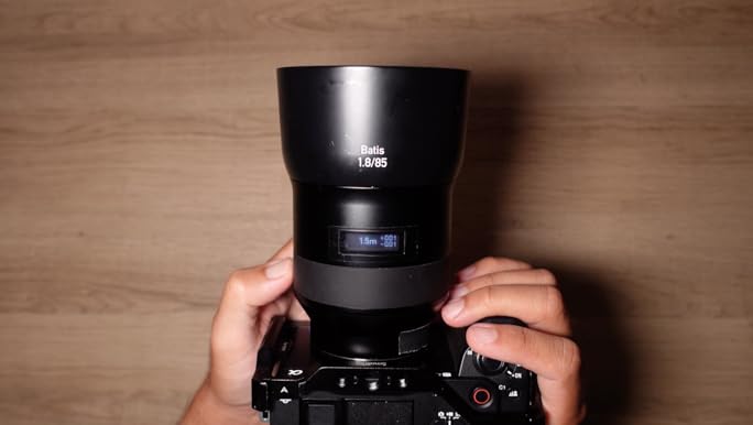 Zeiss batiss 135㎜　中古品 Used ZEISS Batis 135mm f/2.8 - Sony FE Fit | MPB