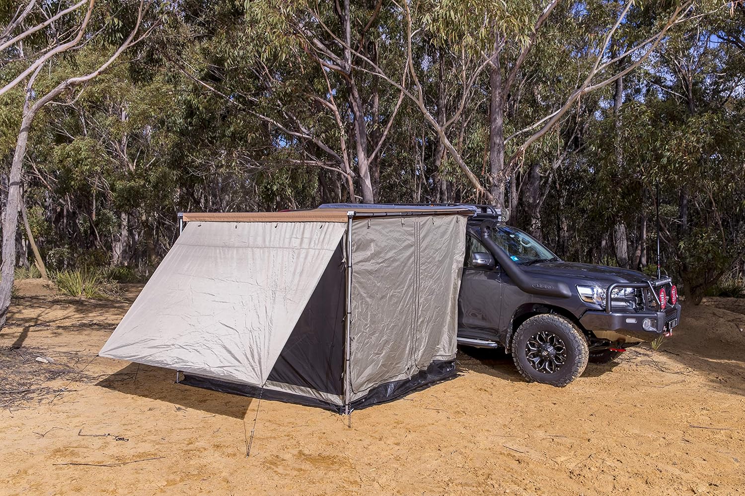 ARB 814410 Vehicle Retractable Awning 2500 x 2500 mm and ARB 813108A Compatible Deluxe Awning Room Bundle