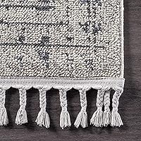 Vista 4 de nuLOOM Claudia - Alfombra de pasillo con borlas de diamante, 2 pies 6 pulgadas x 10 pies, color marfil