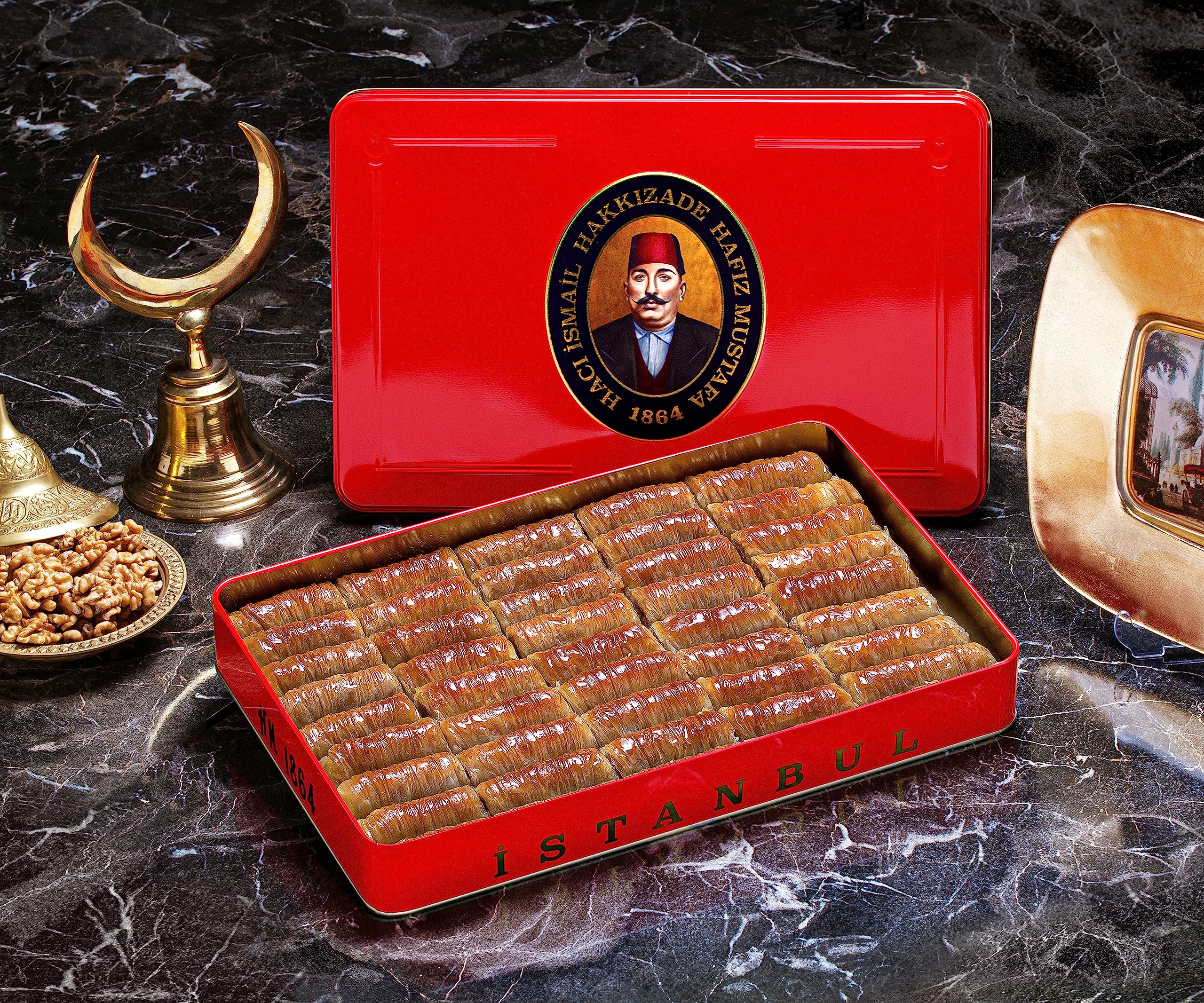 Hafiz Mustafa 1864 Istanbul Baklava Gebäckdose – Gebackene Baklava Dessertsnacks aus frischen Phyllo-Teigblättern, Pistazie, Haselnuss – Türkisches Süßigkeitentablett Geschenkideen für Geburtstag