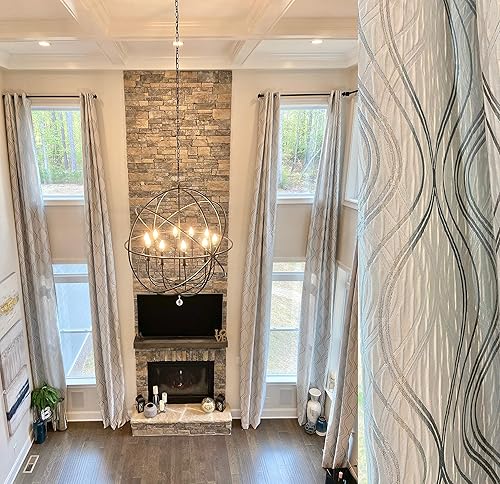 Ikiriska Extra Long Jacquard Curtain with White and Gray/Silver Pattern
