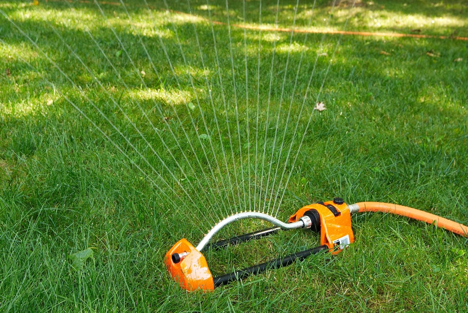 Red Metal Oscillating Sprinkler with Brass Nozzles