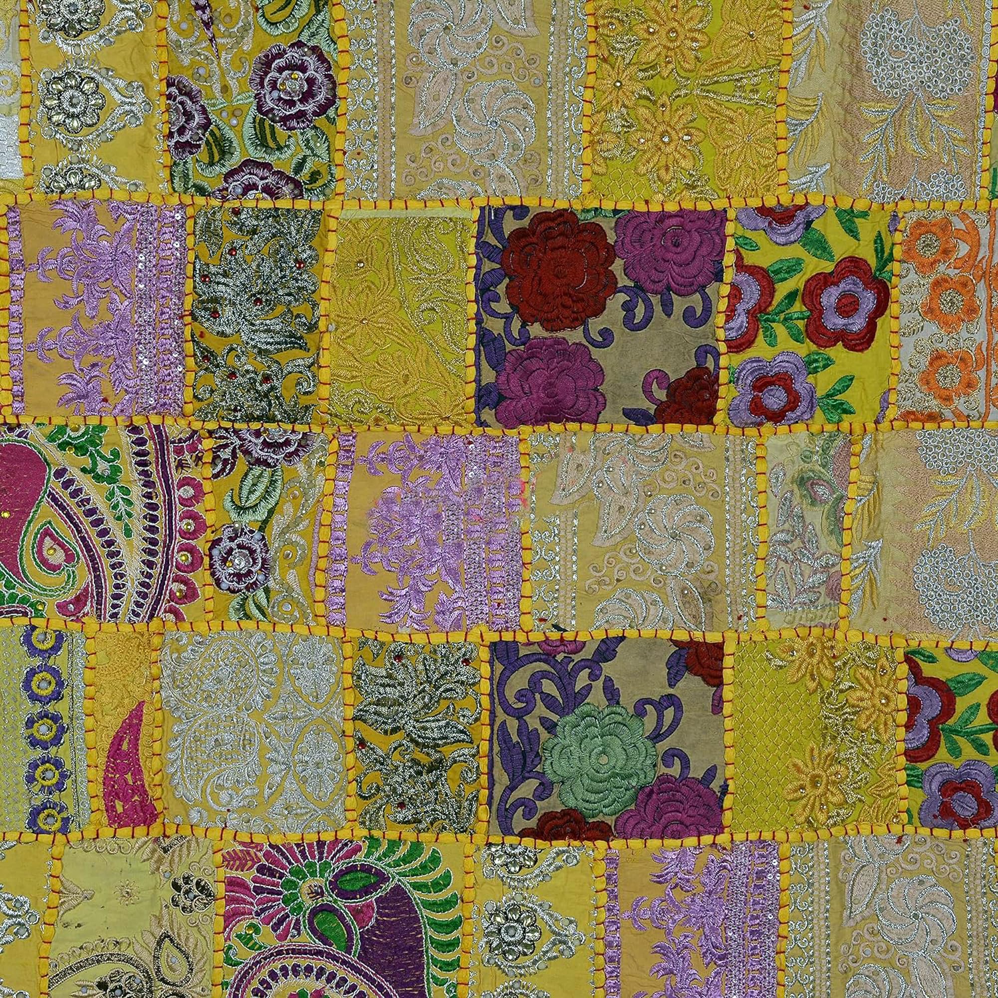 Arazzo Indiano Vintage Ricamato A Mano | Patchwork Da Sari | Tappezzeria Parete Rossa 101x152 Cm - 2