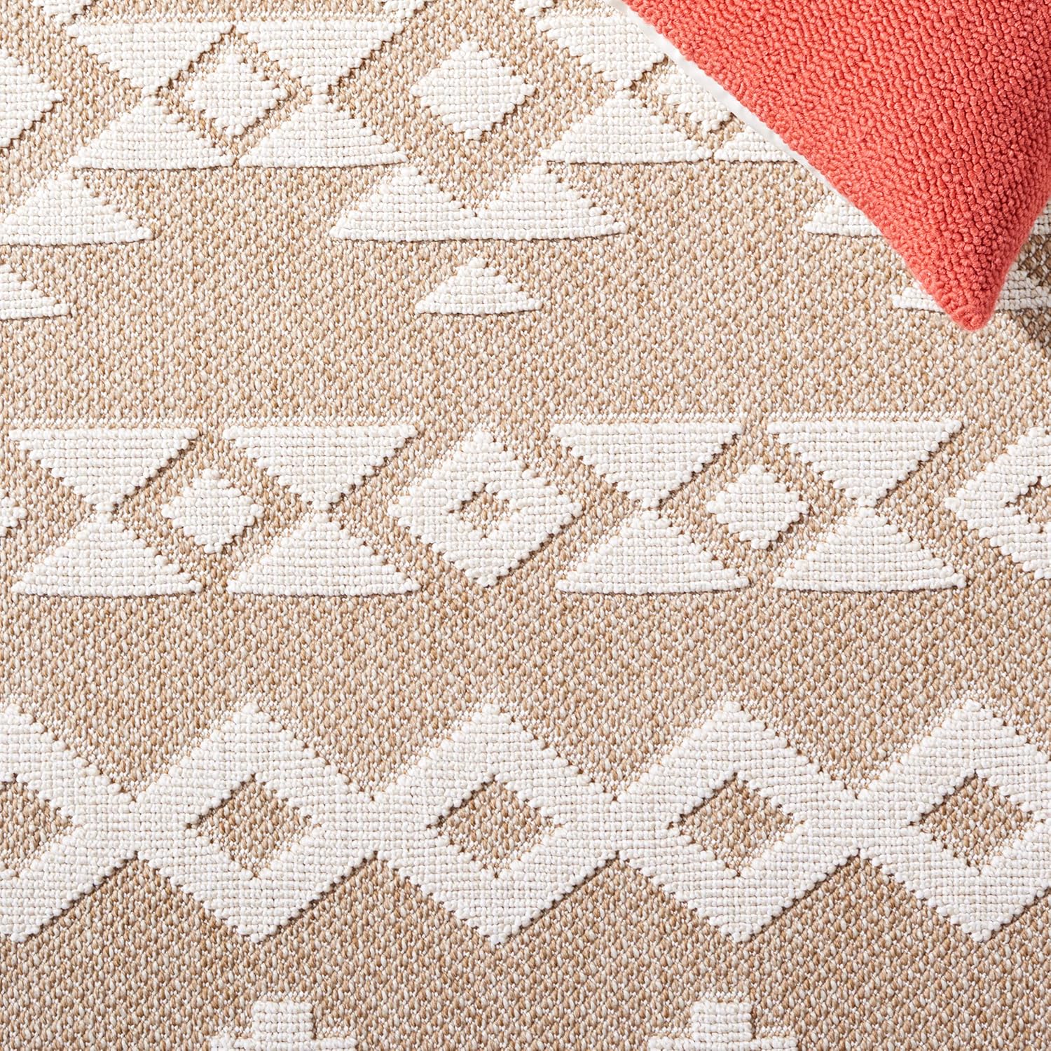 SAFAVIEH Washable Rug Outdoor Global Collection - 5'3" x 7'6", Beige & Ivory, Non-Shedding & Easy to Clean, Ideal for Patio, Backyard, Mudroom (GLB210C)