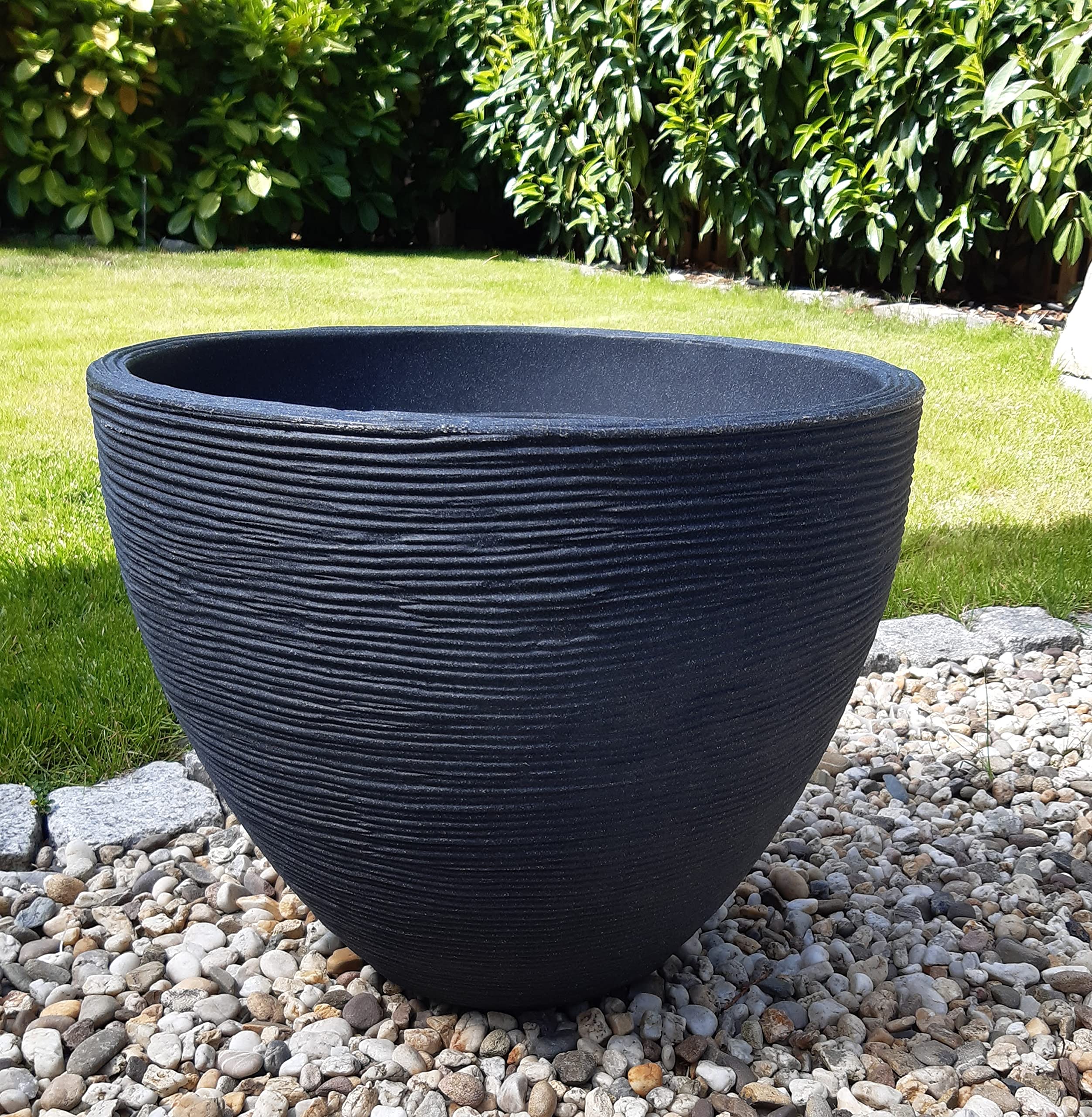 Blumenkbel XXL, Blumentopf, Pflanzkbel, Pflanztopf in RUND Schwarz/  Anthrazit fr den Aussenbereich wie Terrasse, Balkon, Wintergarten fr  Sommerblumen, Oleander, Olivenbaum, Zitrospflanze: Amazon.de: Garten