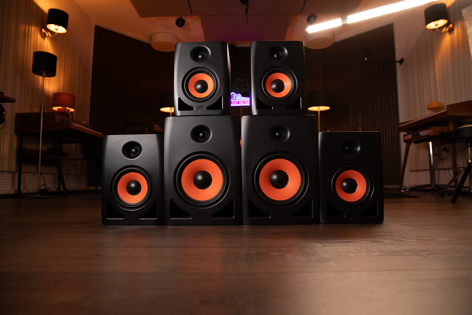 Amazon.com: ESI nEar i8 8