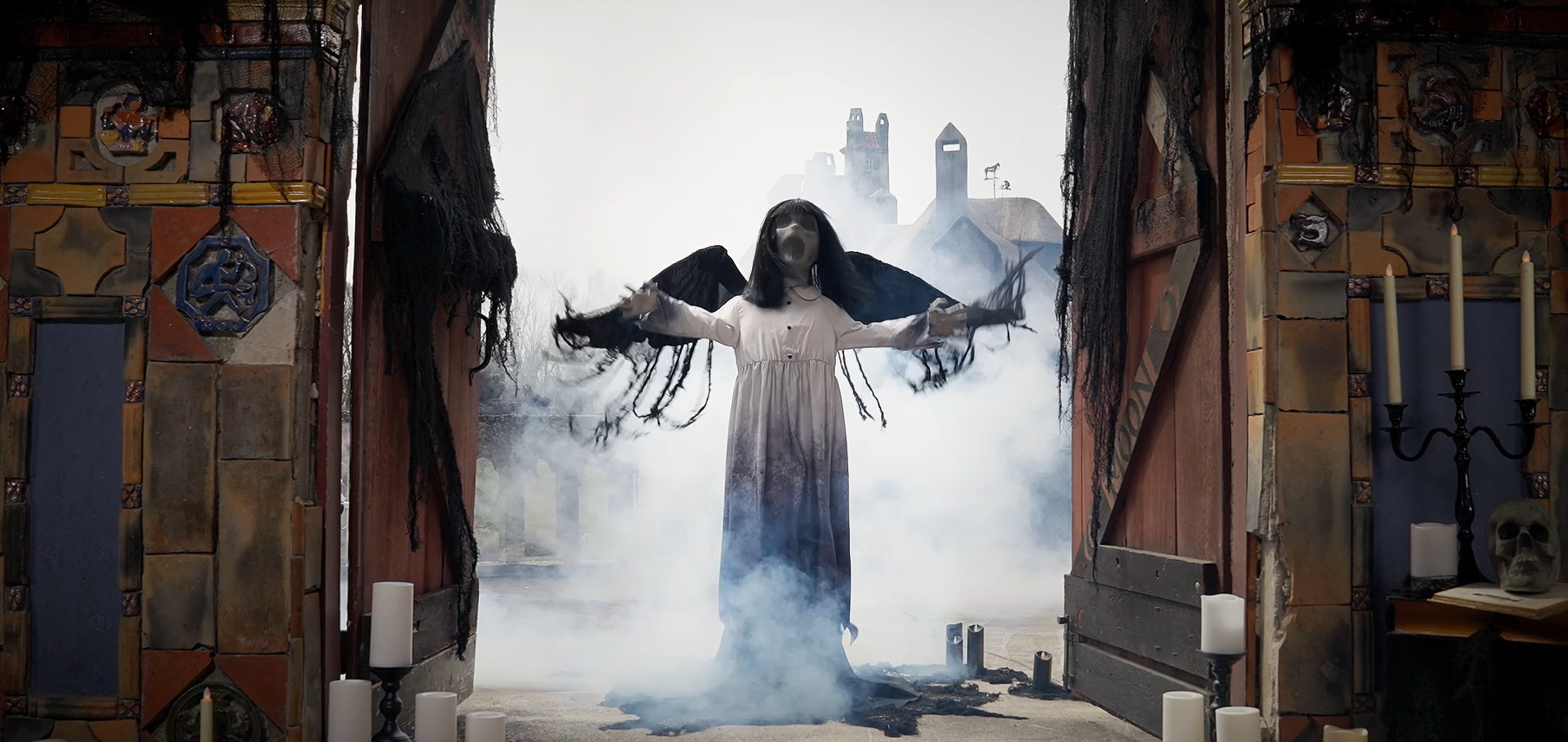 Amazon.com: Spirit Halloween 4.8 Ft Dark Princess Animatronic