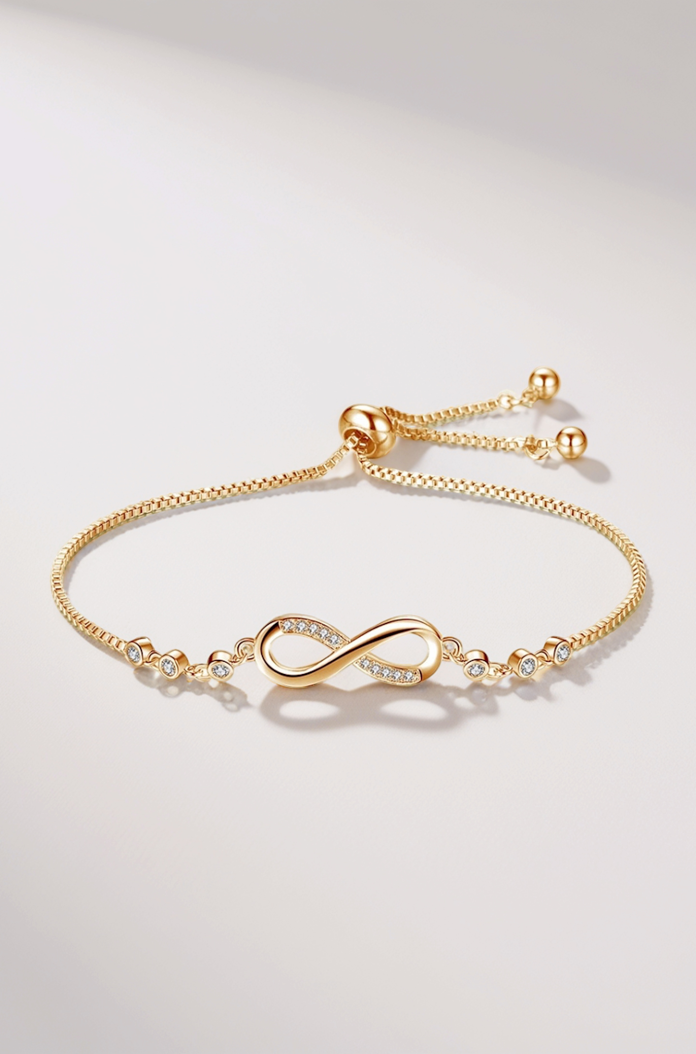 Infinity Shape Cubic Zirconia Diamond Bracelet for Women Jewelry for Gift, Adjustable Charm Bracelet
