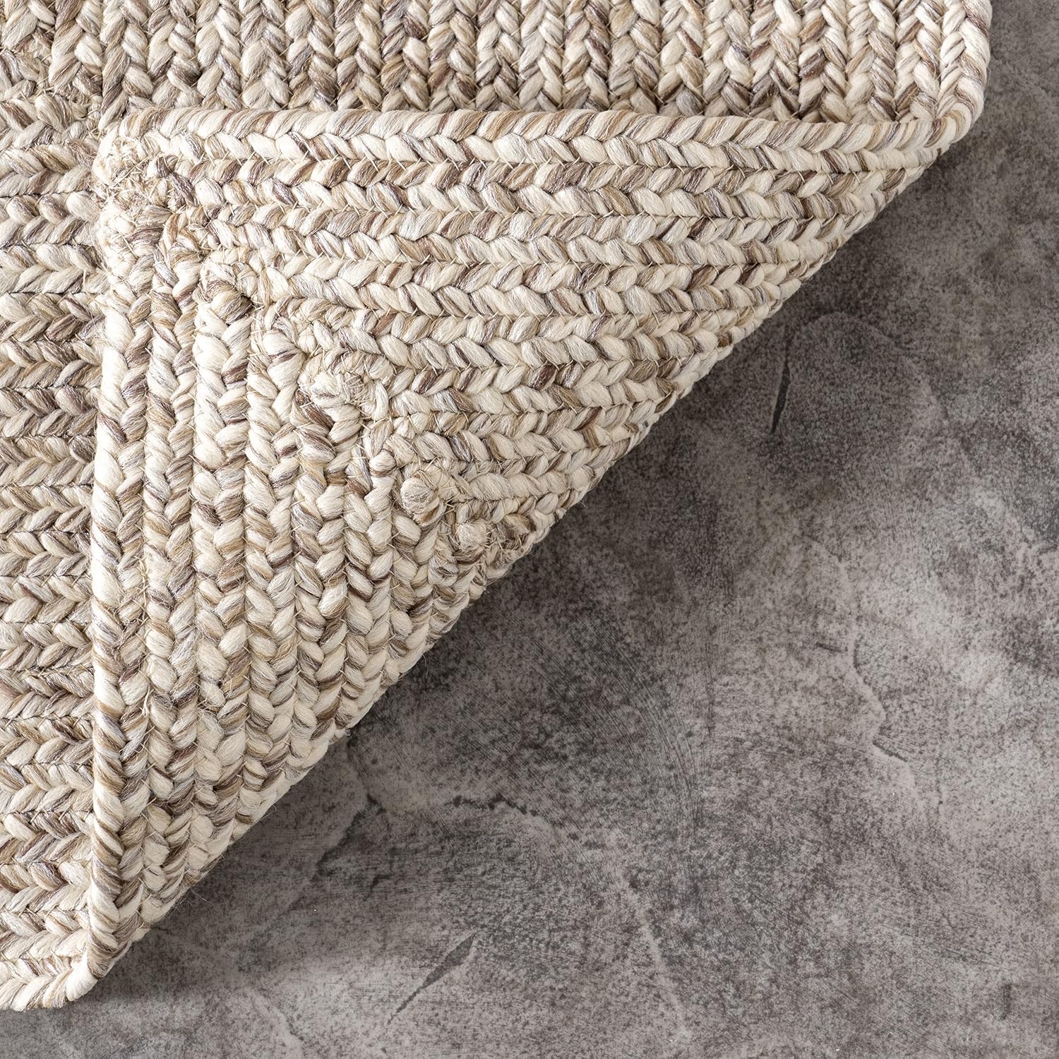 nuLOOM Wynn Braided Indoor/Outdoor Area Rug, Tan, 152 x 244 cm (Rectangular) - Image 5