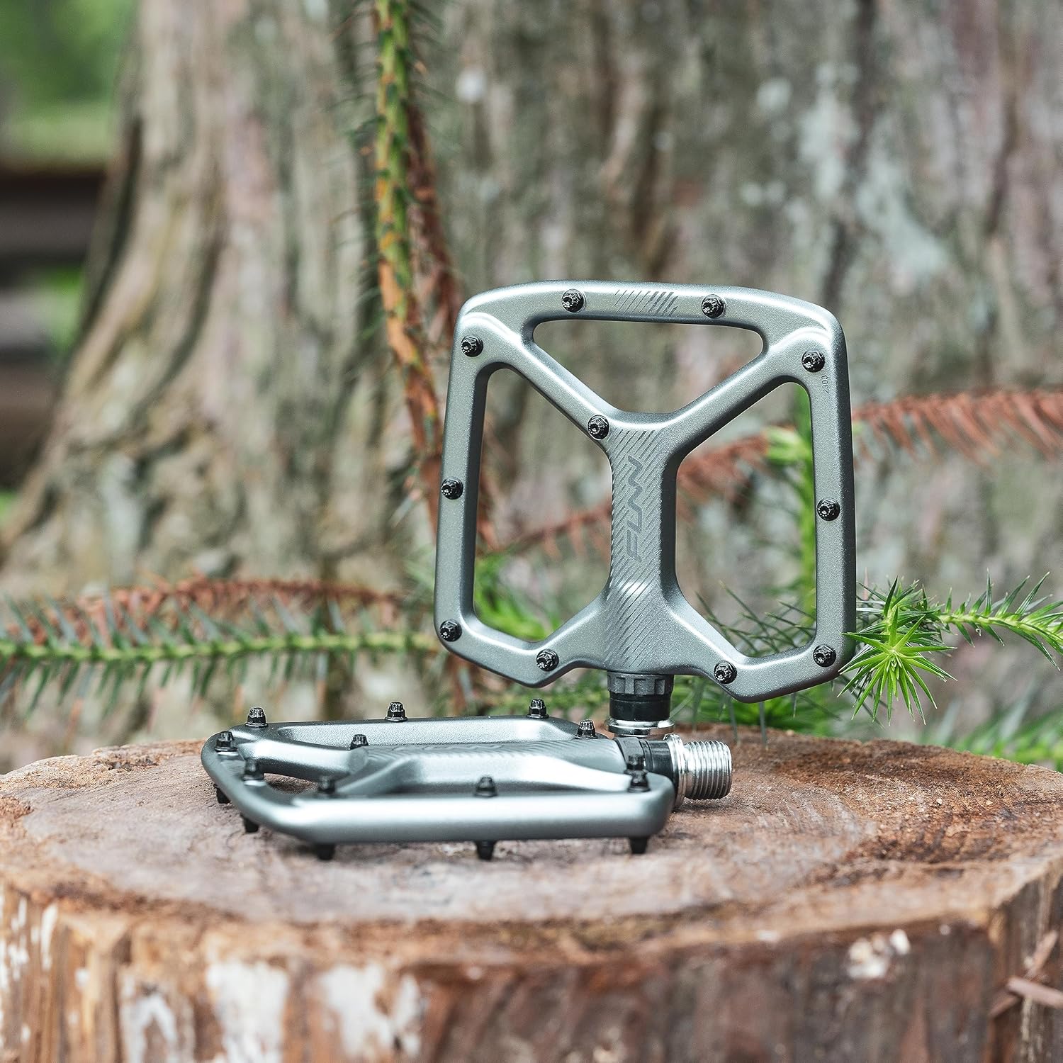 Funn Python Flat Bike Pedals - Wide Platform Bicycle Pedals for BMX/MTB Mountain Bike, 9/16-inch CrMo Axle