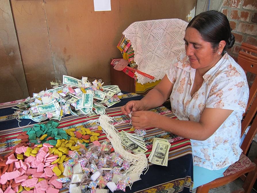 Amazon | ☆EKEKO 15cm GOLD☆ペルー直輸入のエケコ人形 15cm 光沢