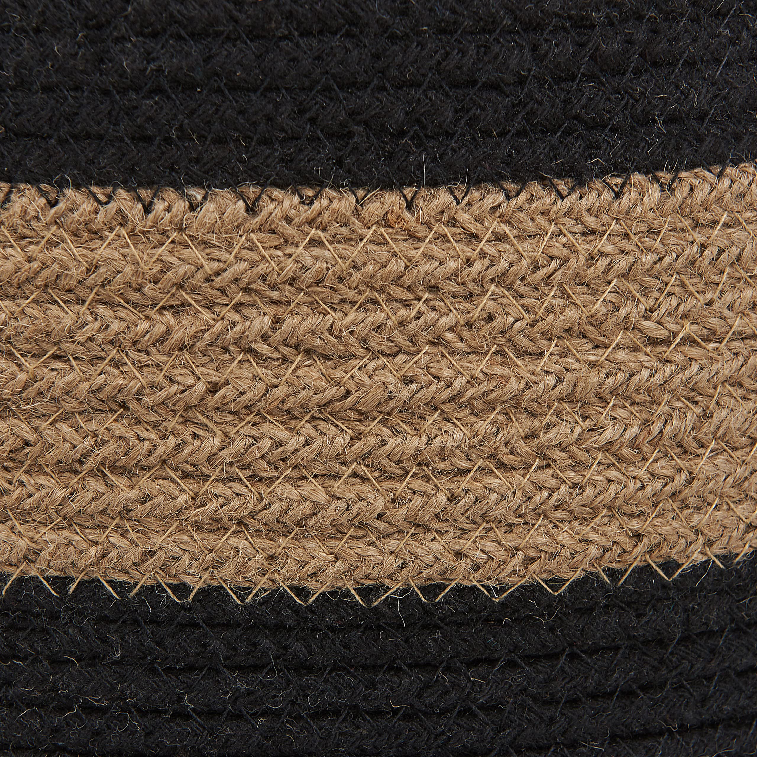 Korb Set aus 2 beigen und schwarzen Jute Körben mit Boho Muster Gerede