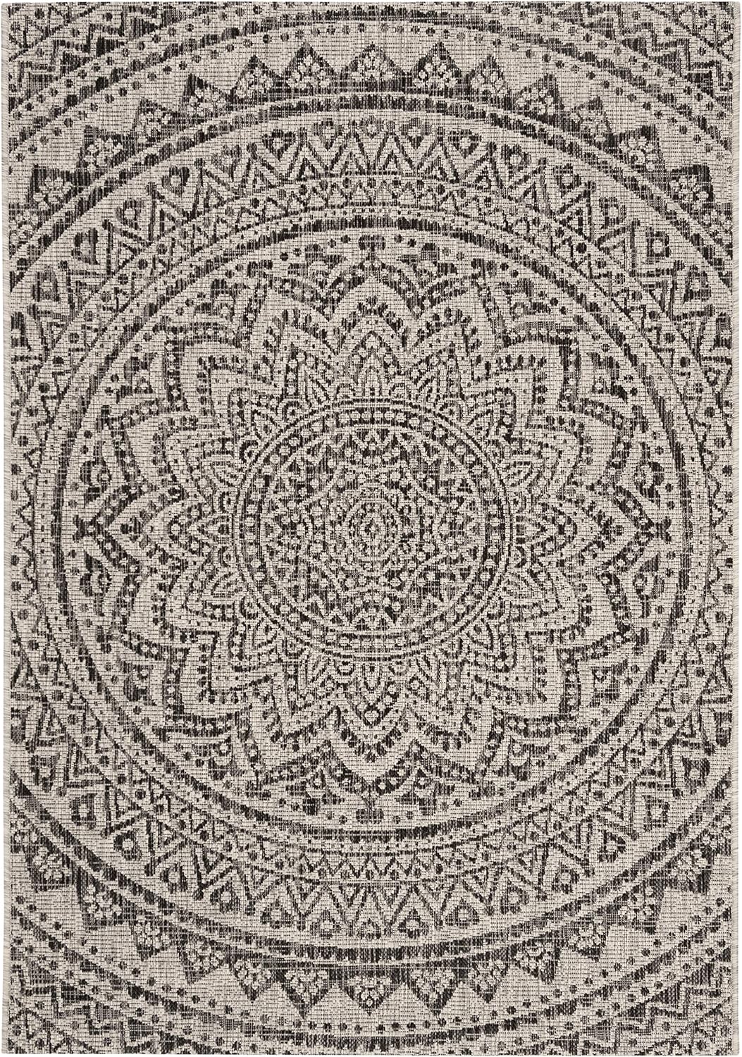 SAFAVIEH Washable Rug Outdoor Courtyard Collection - 2'7" x 5', Light Grey & Black, Non-Shedding & Easy Cleaning, Ideal for Patio, Backyard, Mudroom (CY8734-37612)