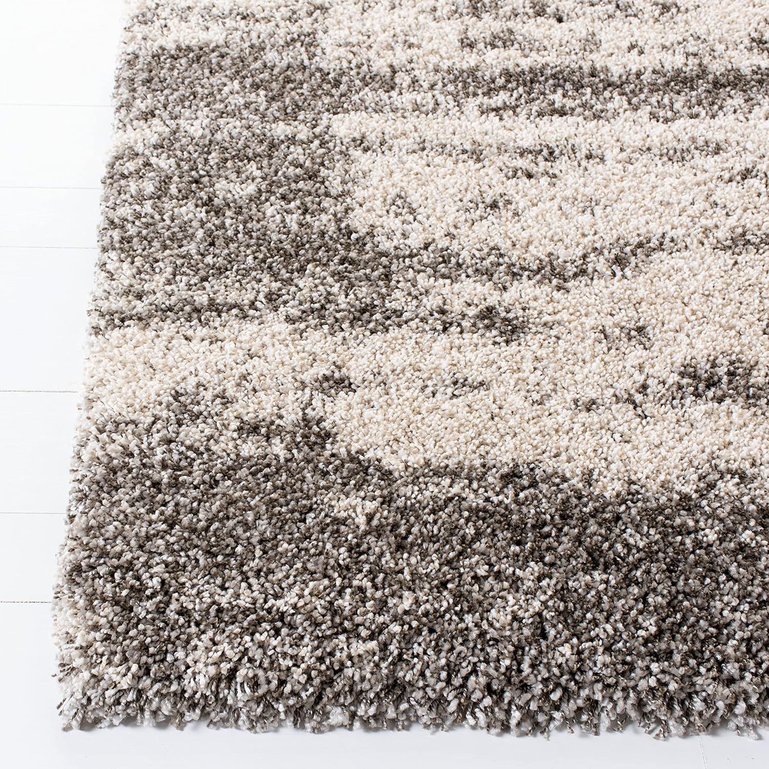SAFAVIEH Hudson Shag Collection Accent Rug - 2' x 3', Ivory & Grey, Abstract Design, Non-Shedding & Easy Care, 2-inch Thick Ideal for High Traffic Areas in Entryway, Living Room, Bedroom (SGH203A)