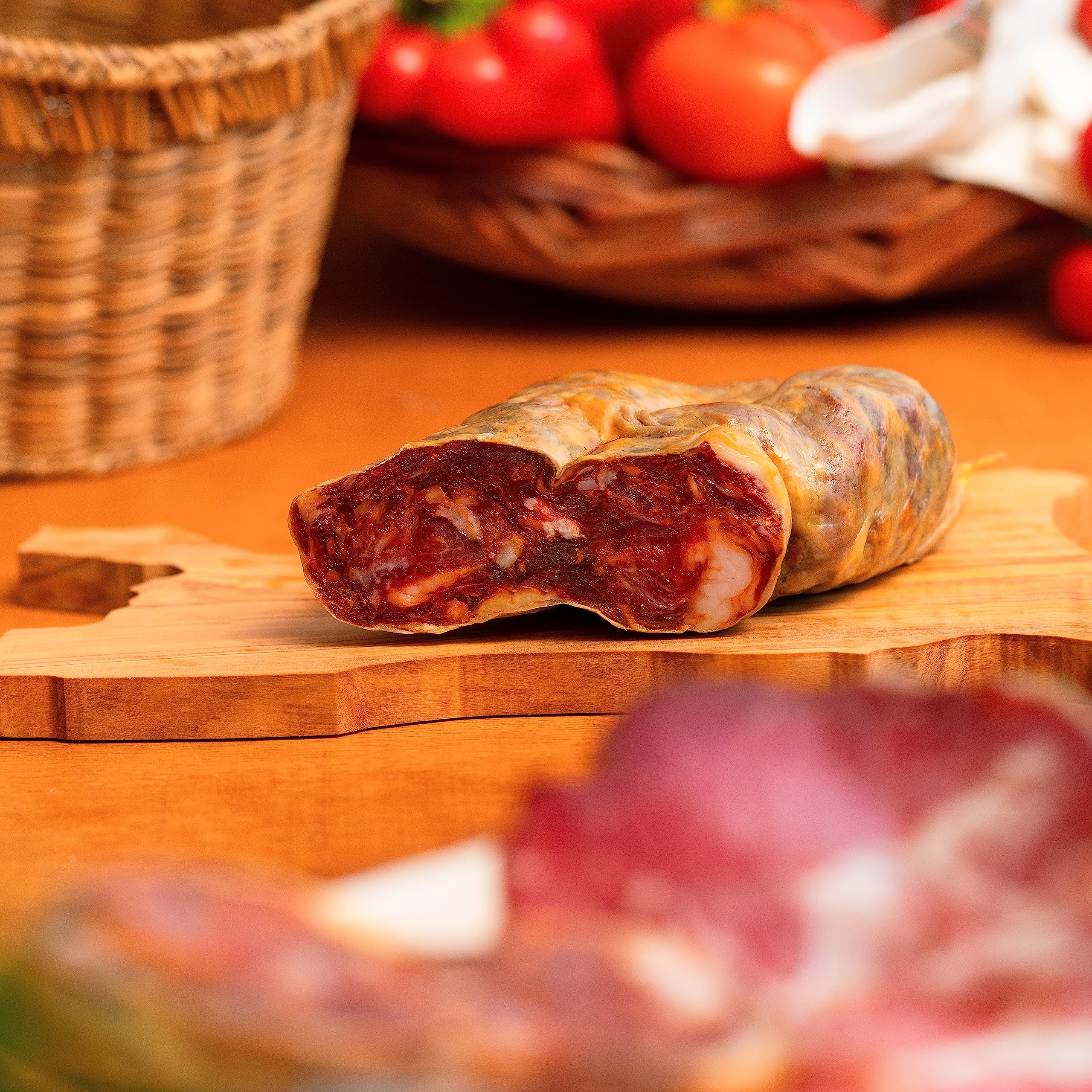Box Salumi Artigianali Calabresi: Capocollo 500g, Guanciale 400g, Nduja 250g, Soppressata 300g, Salsiccia Piccante 350g e Filetto 500g - Delizie Tradizionali della Calabria