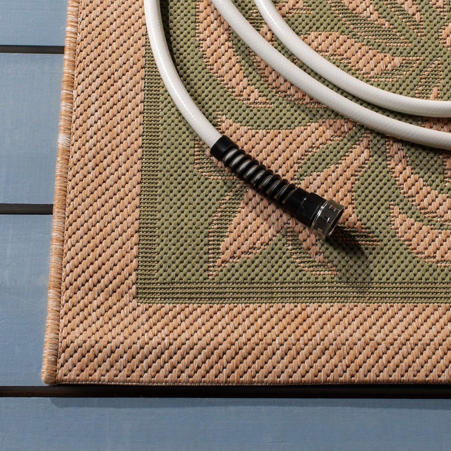 SAFAVIEH Courtyard Collection 2'3" x 10' Natural / Gold CY6634 Indoor/ Outdoor Waterproof Easy Cleaning Patio Backyard Mudroom Runner Rug