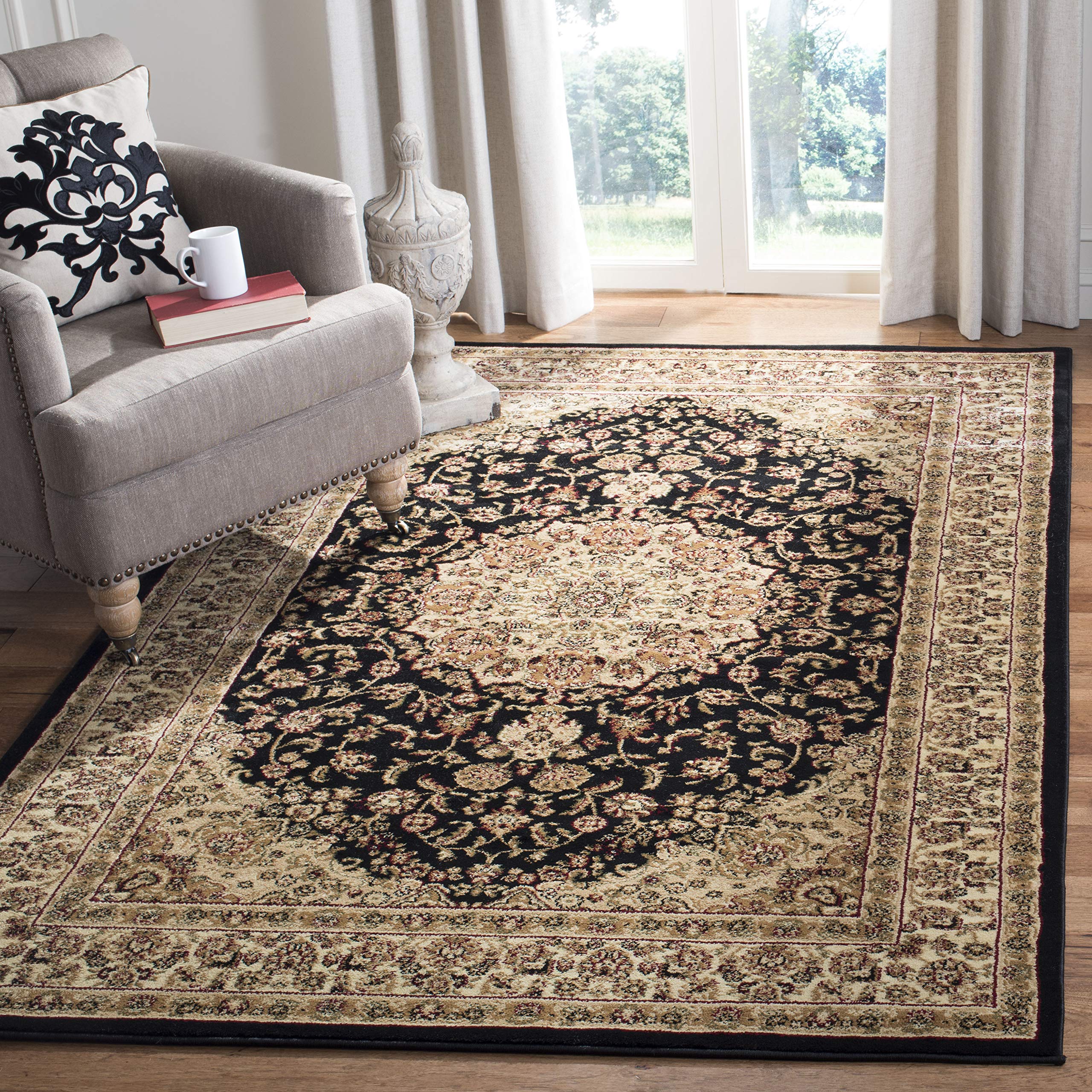 SAFAVIEH Lyndhurst Collection Area Rug - 5'3" x 7'6", Black & Ivory, Traditional Oriental Medallion Design, Non-Shedding & Easy Care, Ideal for High