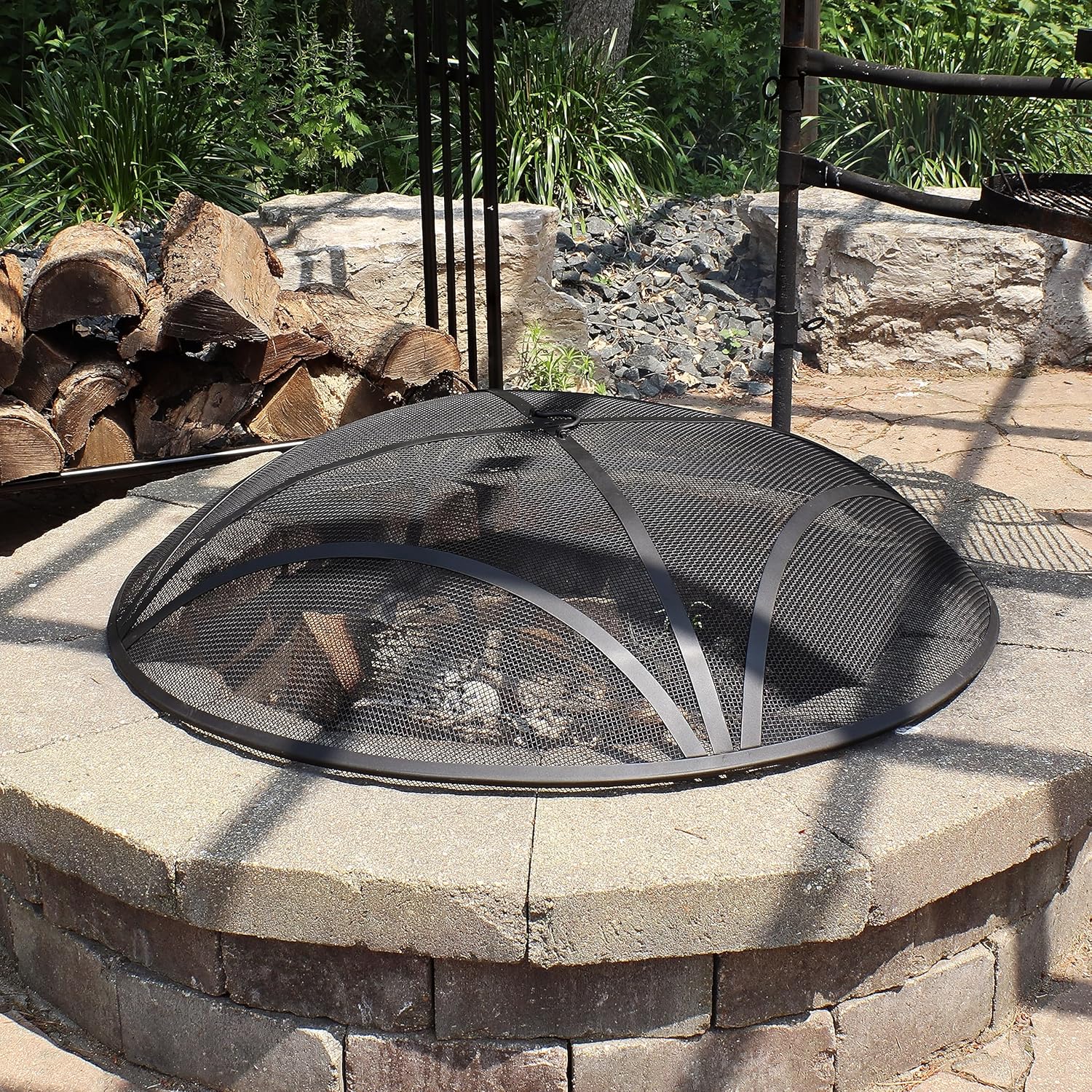 Sunnydaze Outdoor Patio Fire Pit Screen - Reinforced Steel Mesh Round Fire Pit Spark Screen with Handle - 40" Diameter