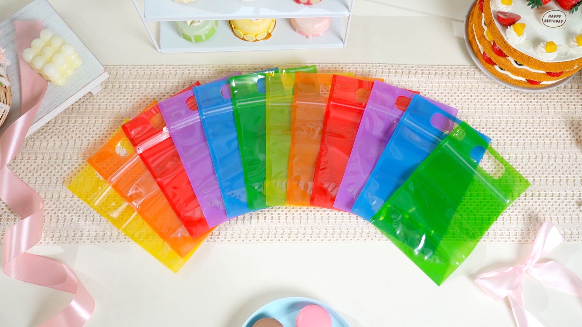 Amazon.com : Sinload 120 Pcs Plastic Gift Bag Bulk 5.5 x 8.7 Inch