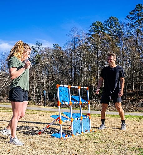 Miniatura 2 de TicTac Throwdown - Juego gigante de Tic Tac Toe para interiores y exteriores, incluye tablero de juego de 3 x 3 pies, 6 bolas de puf, tarjeta de