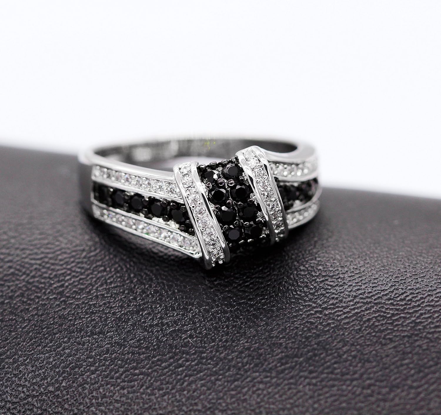 Uloveido Women Ring Infinity Knot Promise Criss Cross Ring for Wedding Engagement Pave Black Cubic Zirconia Size 6-9 Y362