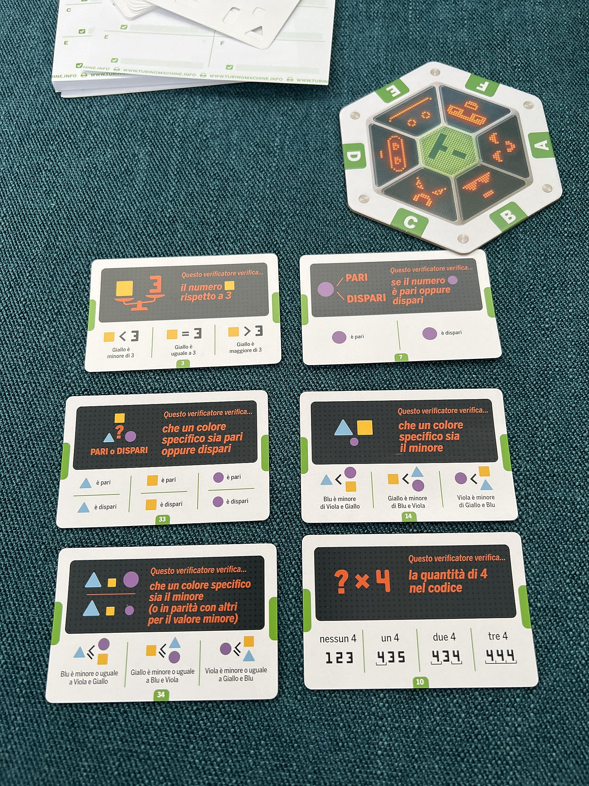 Asmodee - Turing Machine, Gioco da tavolo, 1-4 Giocatori, 14+ anni, Edizione in Italiano