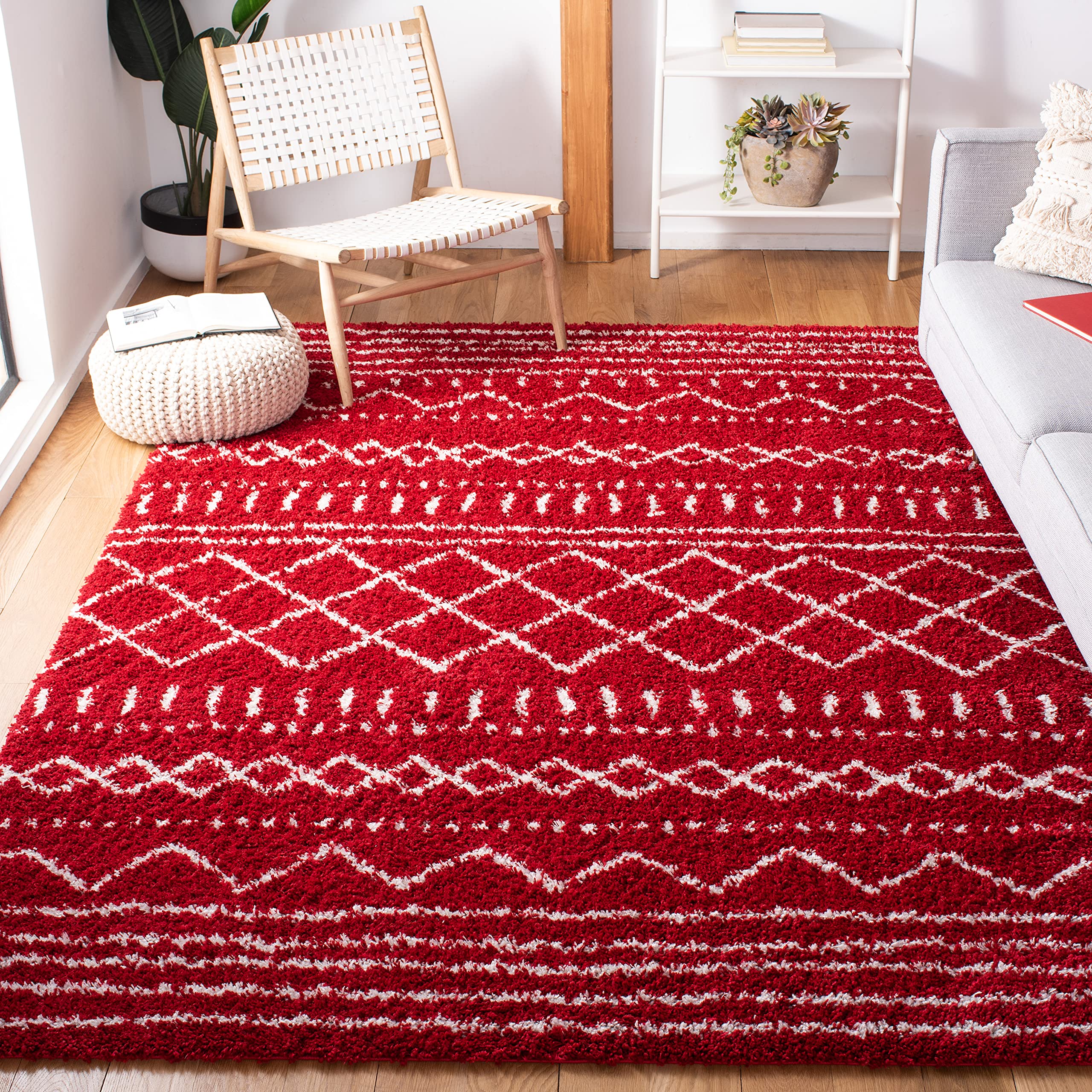 SAFAVIEH Arizona Shag Collection Area Rug - 6'7" Square, Red &amp; Ivory, Moroccan Boho Design, Non-Shedding &amp; Easy to Clean, Ideal for Living Room, Bedroom, Dining Space (ASG741Q)