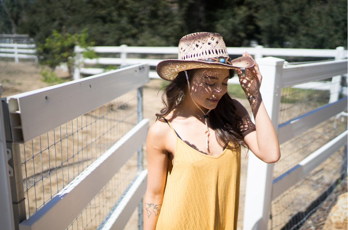 2415 Men & Women\'s Woven Straw Cowboy Cowgirl Hat New Western Style Classic 619yI3vqm2L._AC_UY350_.jpg main image 2