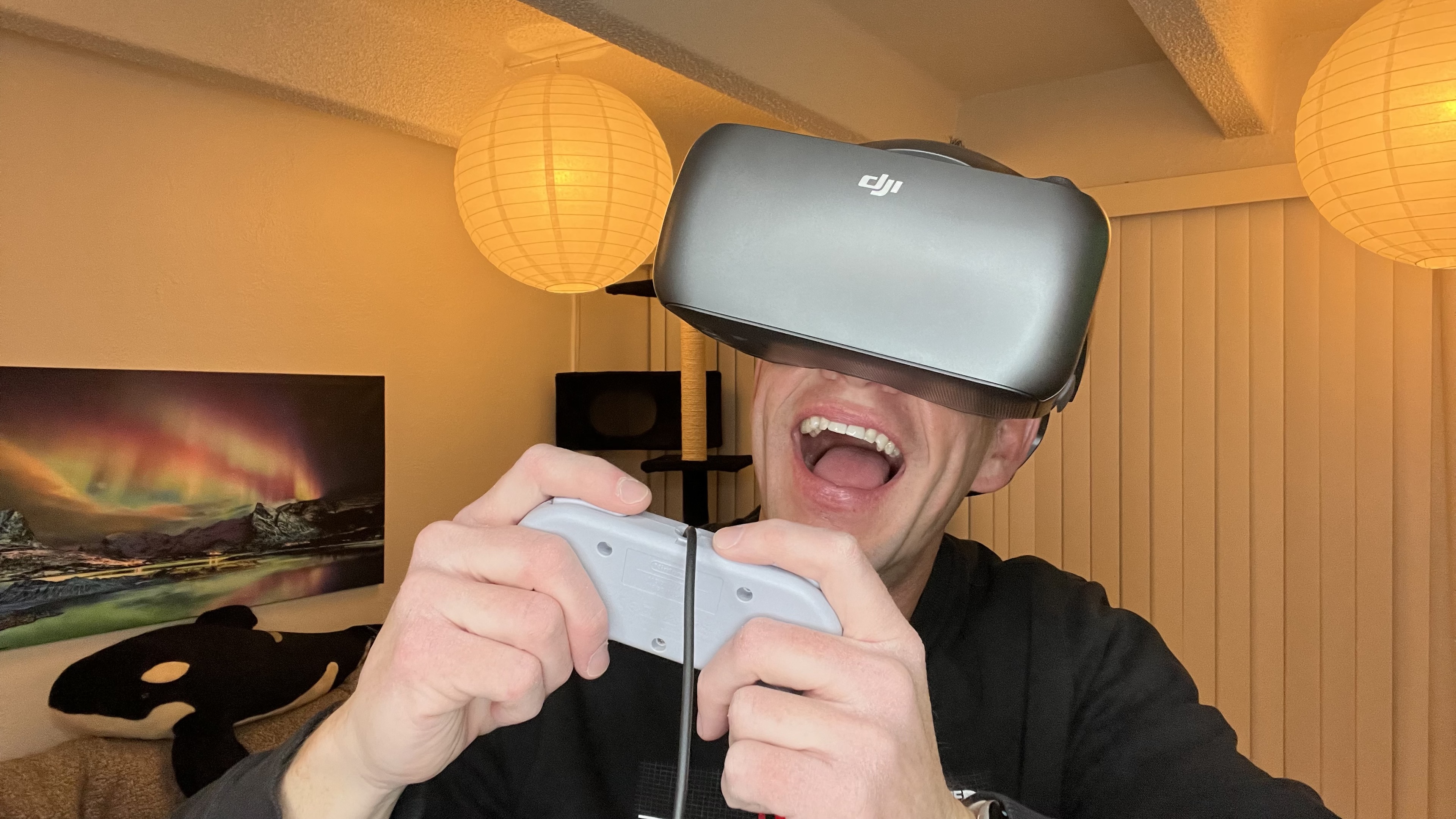 Watch Using the HDMI Input on Your DJI Goggles Racing Edition on Amazon Live