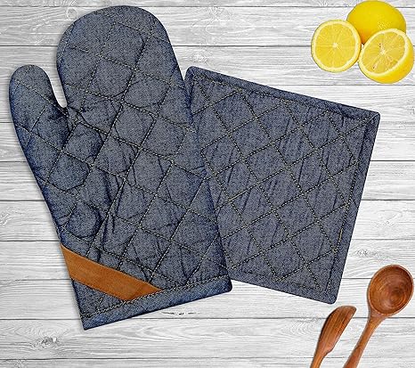 Soul Tex Denim Oven Glove & Pot Holder Set for Cooking & Baking | Cold & Heat Resistant Oven Mitt & Pot Holder | 18*31 cm Blue Durable Denim Oven Mitt & 21*21 cm Pot Holder Set