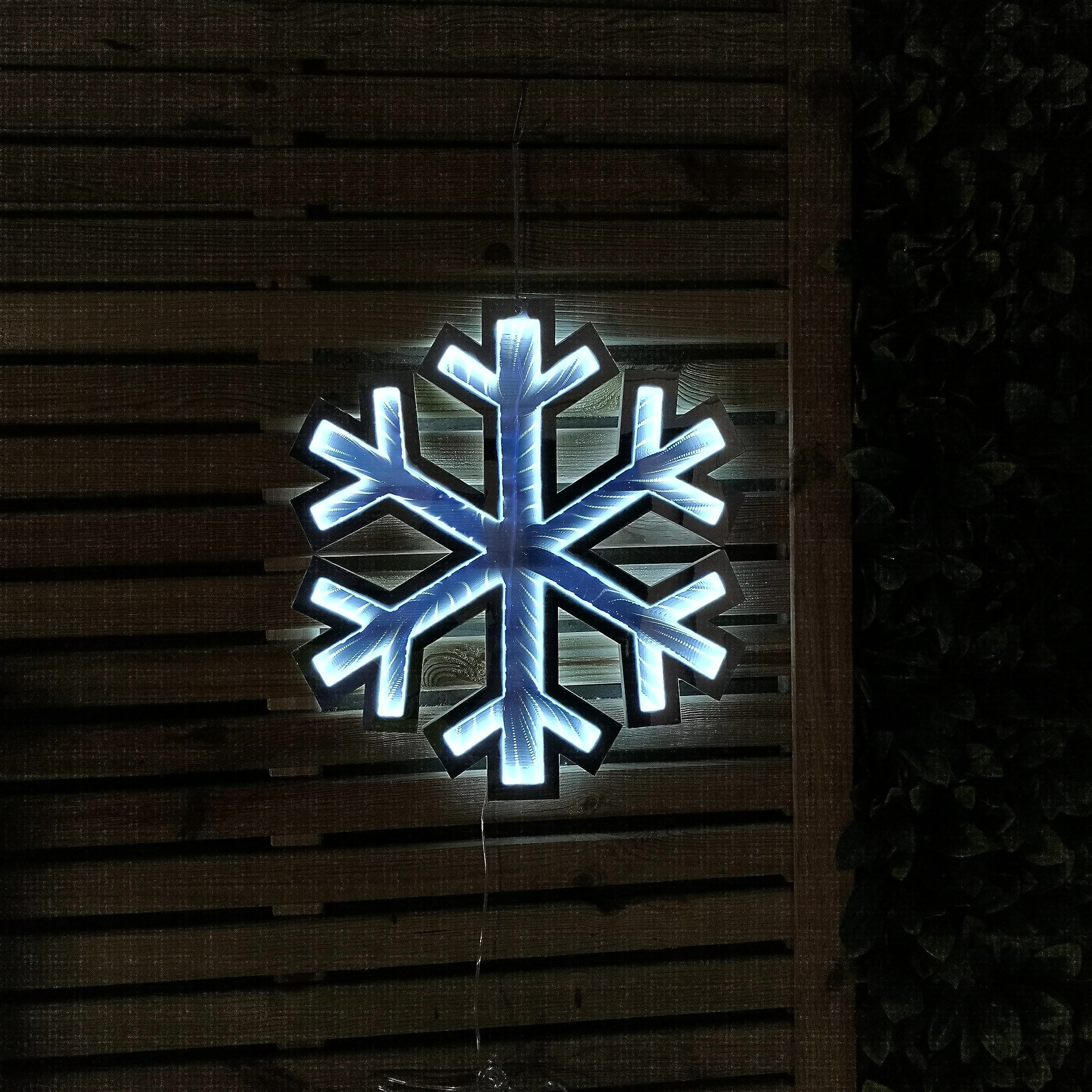 Samuel Alexander Light/White 40Cm Led Infinity Christmas Hanging Snowflake Decoration In Bright