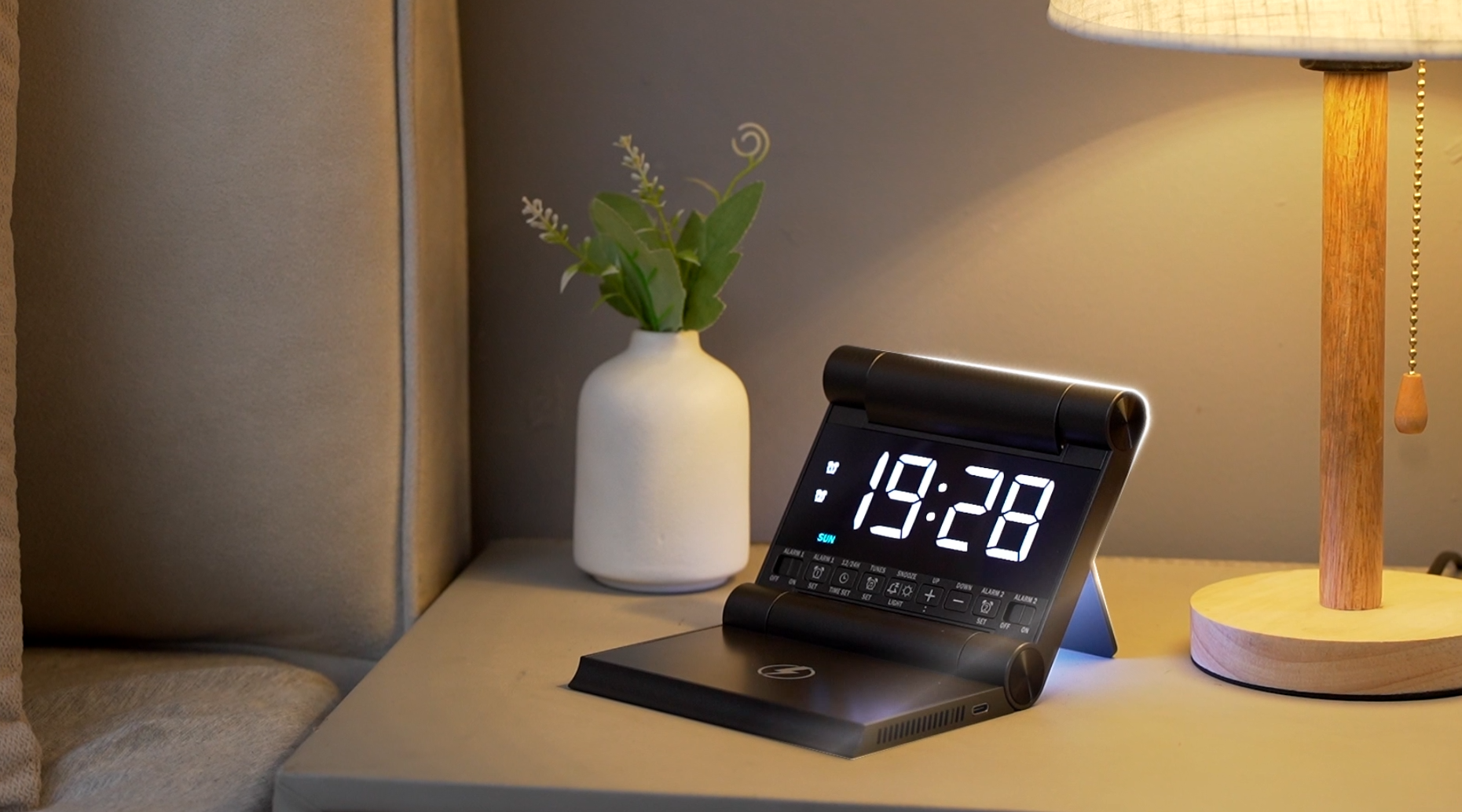 Amazon.com: CHOUYONL Wireless Charging Alarm Clock with Heavy