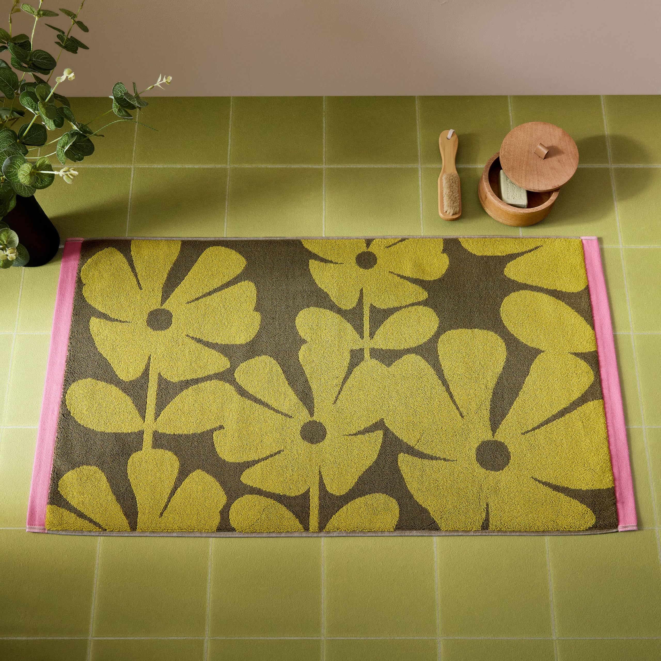 Orla Kiely Bathroom Wildflower Yellow Ochre - Bath Mat, 50x90cm