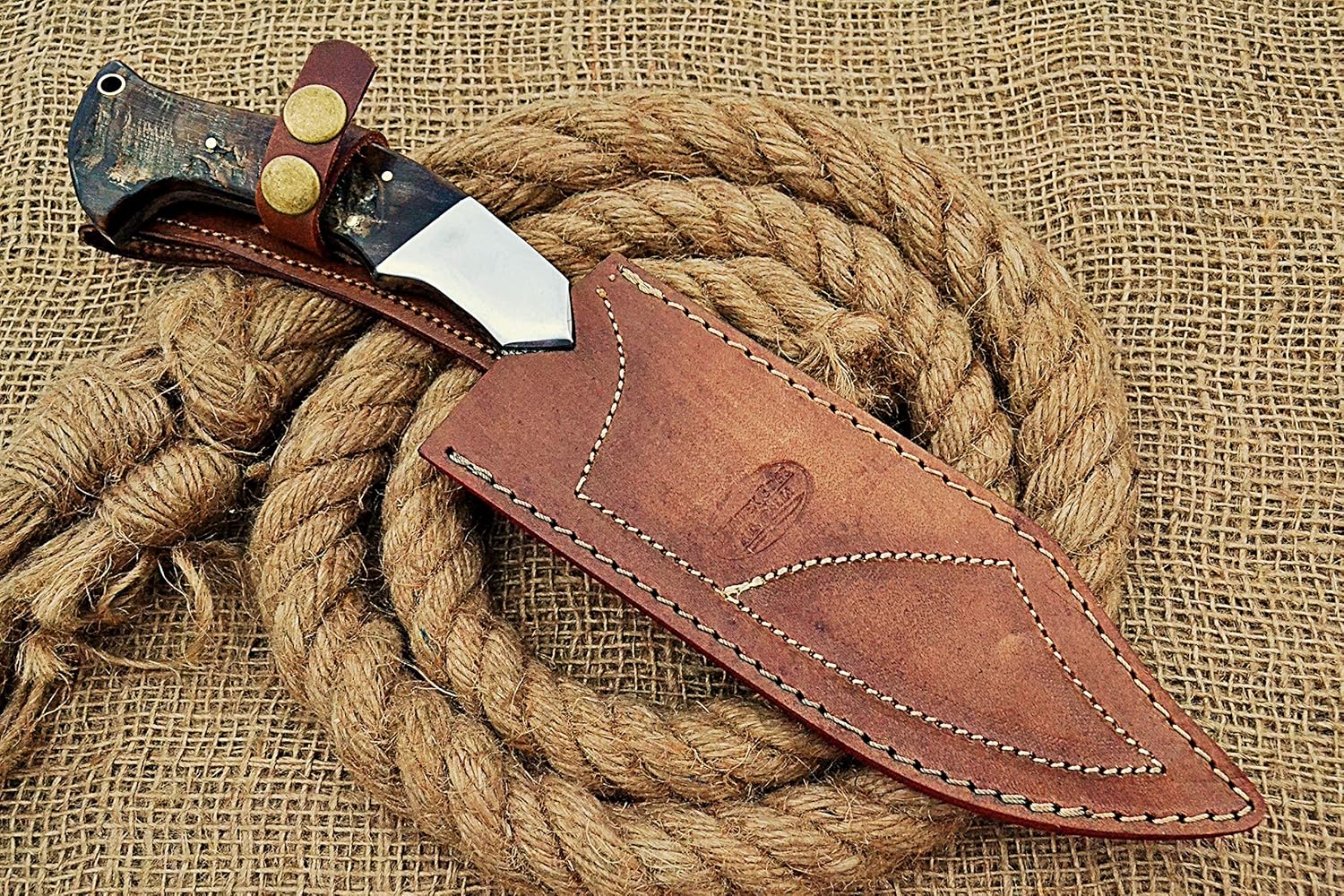 HUNTEX Handmade Hand-Forged Ladder Pattern Damascus Steel 12 Inch Long Full Tang Natural Buffalo Horn Handle Razor Sharp Hunting Camping Bowie Knife w/Genuine Leather Sheath