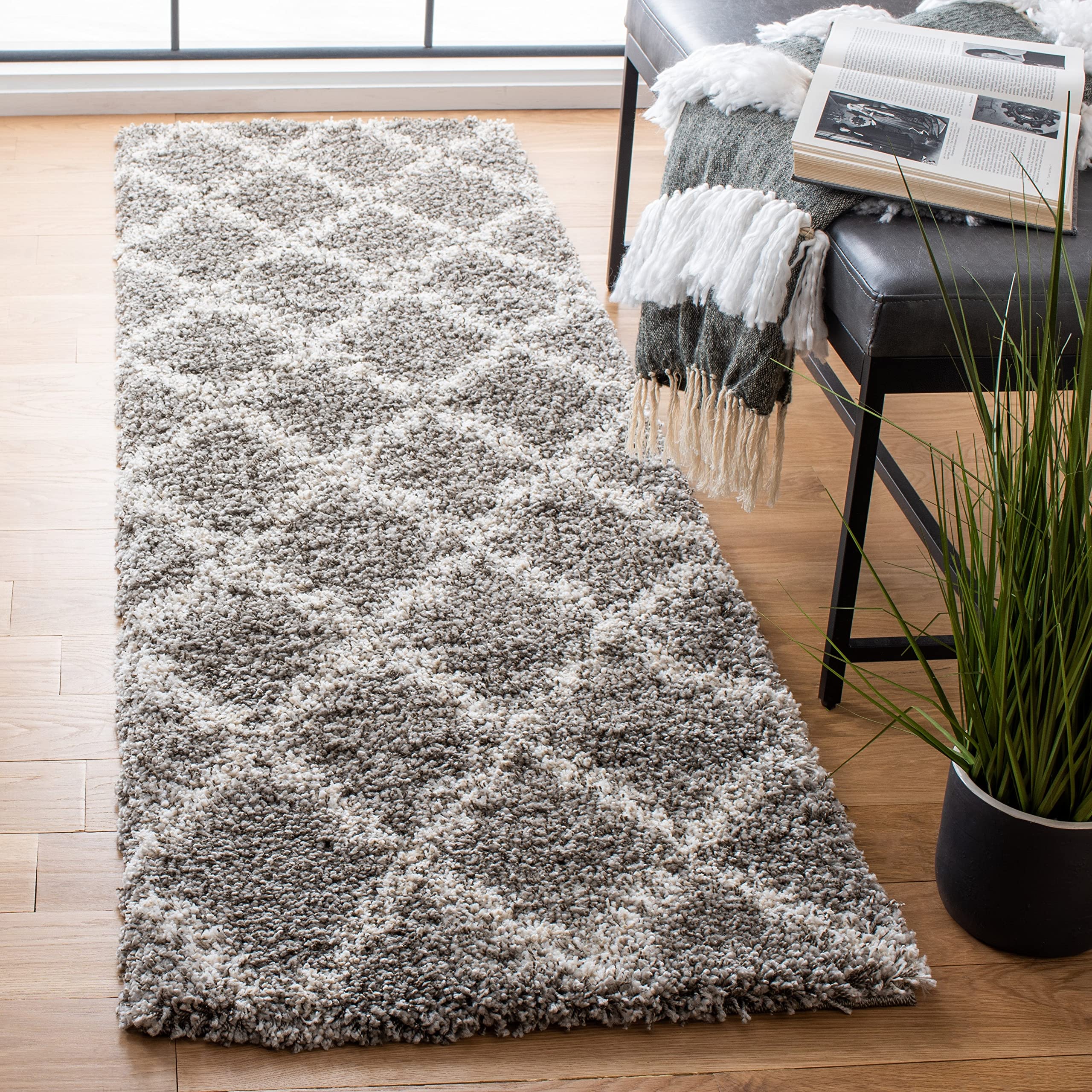 SAFAVIEH Hudson Shag Collection Runner Rug - 2'3