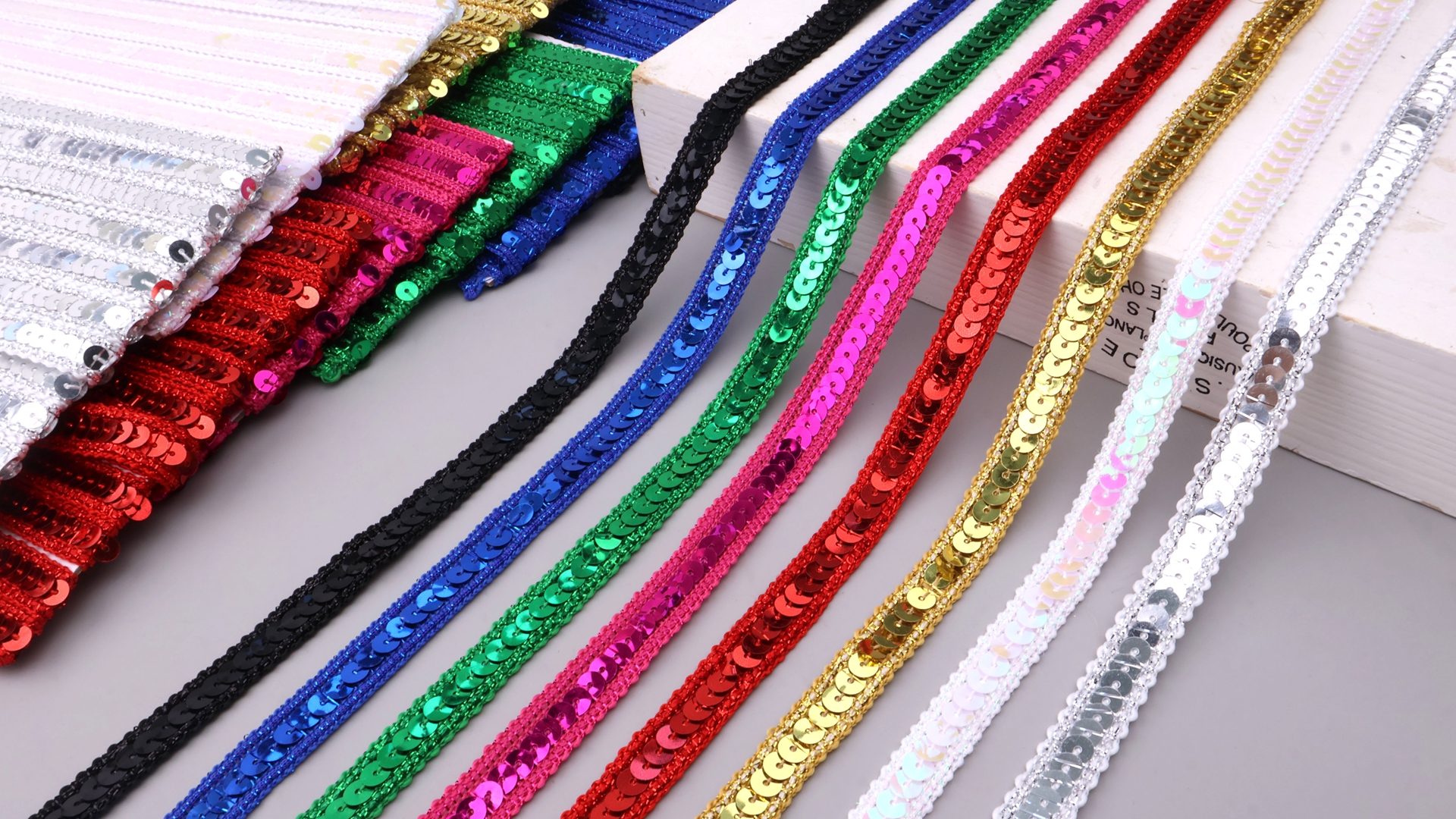 Amazon.com: ZNZAKKA Red Sequin Ribbon Trim Sequin Braid Trim Flat