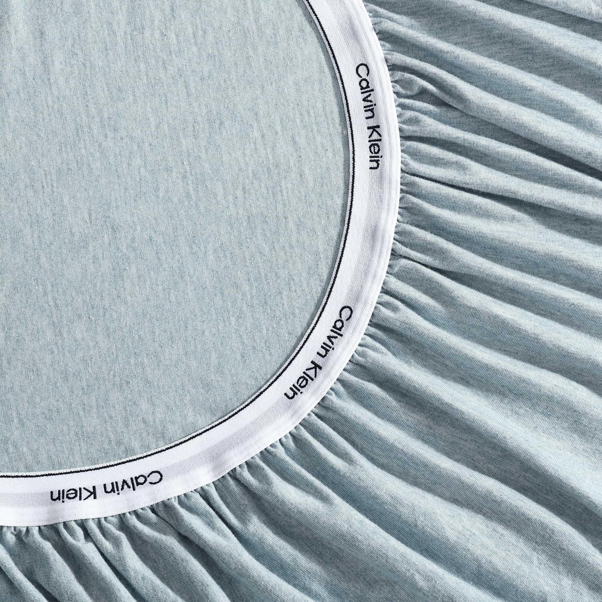 Calvin Klein - Sábanas de Cama King, Juego de Ropa de Cama de Jersey de Mezcla de algodón con Bolsillos Profundos, Esenciales de Ropa de Cama súper Suaves y acogedores (algodón Moderno Aguamarina