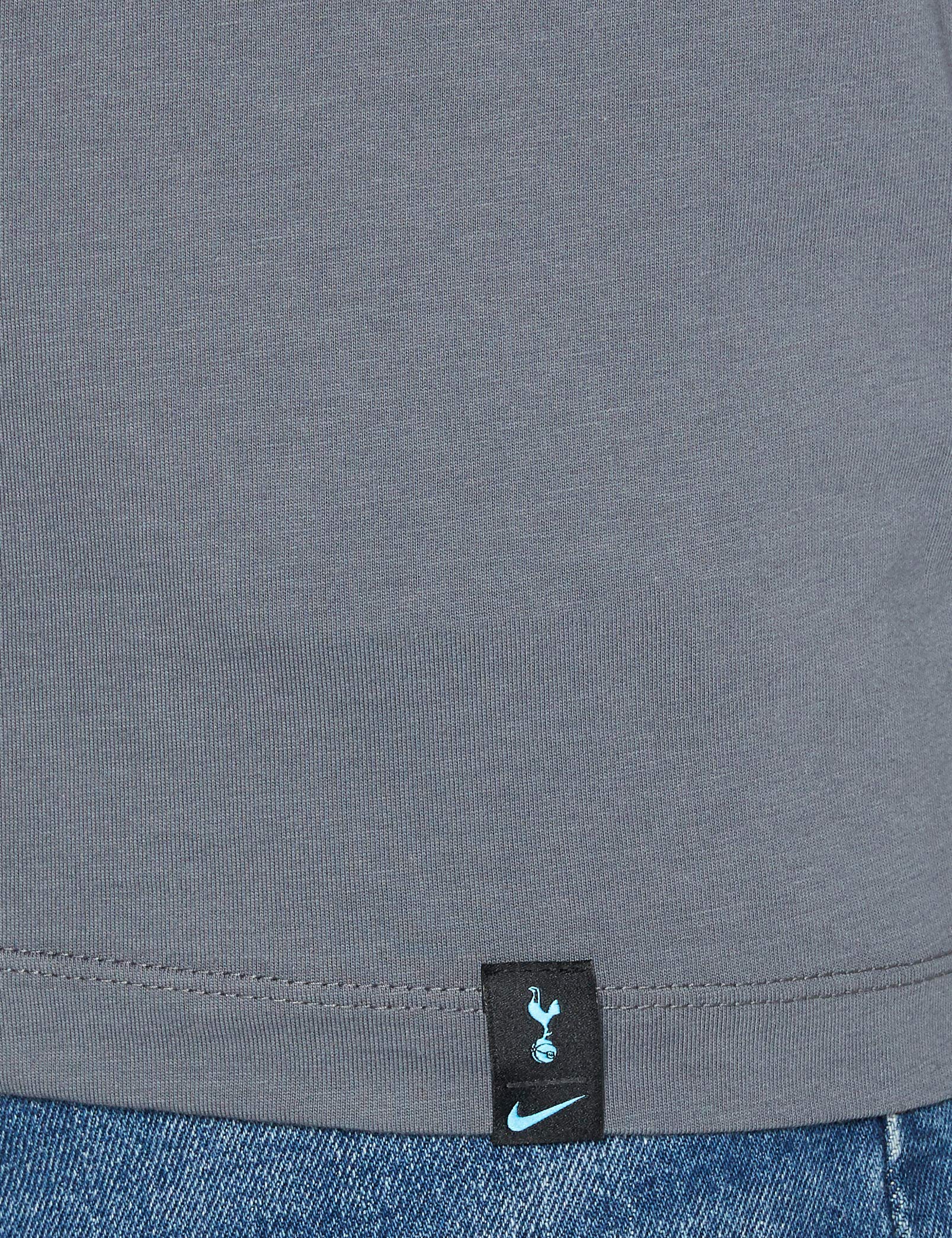 Nike Thfc M Nk tee Travel Cl Camiseta, Hombre, Flint Grey, S