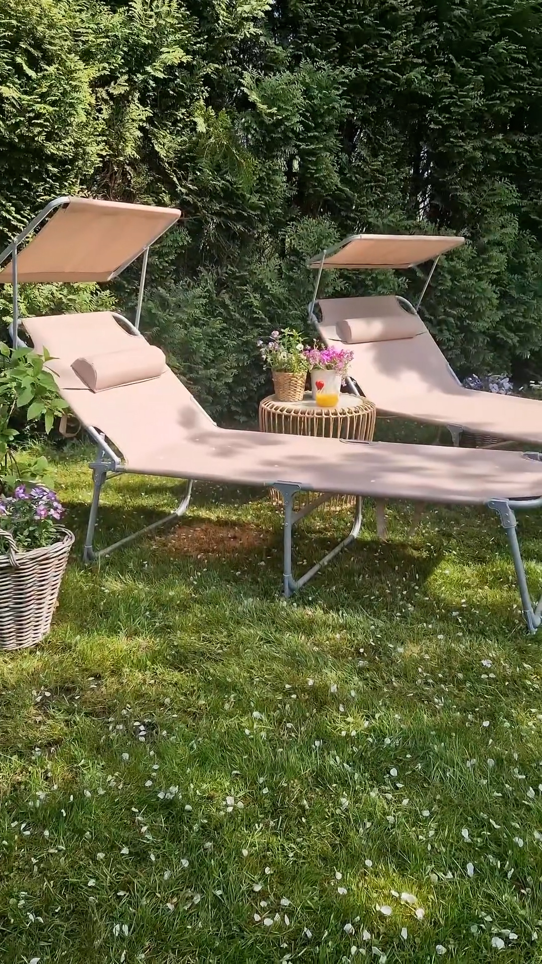 Set 2 Sdraio Pieghevoli Con Parasole E Cuscini – 189x53x28.5 Cm, Alluminio E Tessuto Sintetico, Portata 110 Kg Cad – Schienale Regolabile Su 4 Posizioni