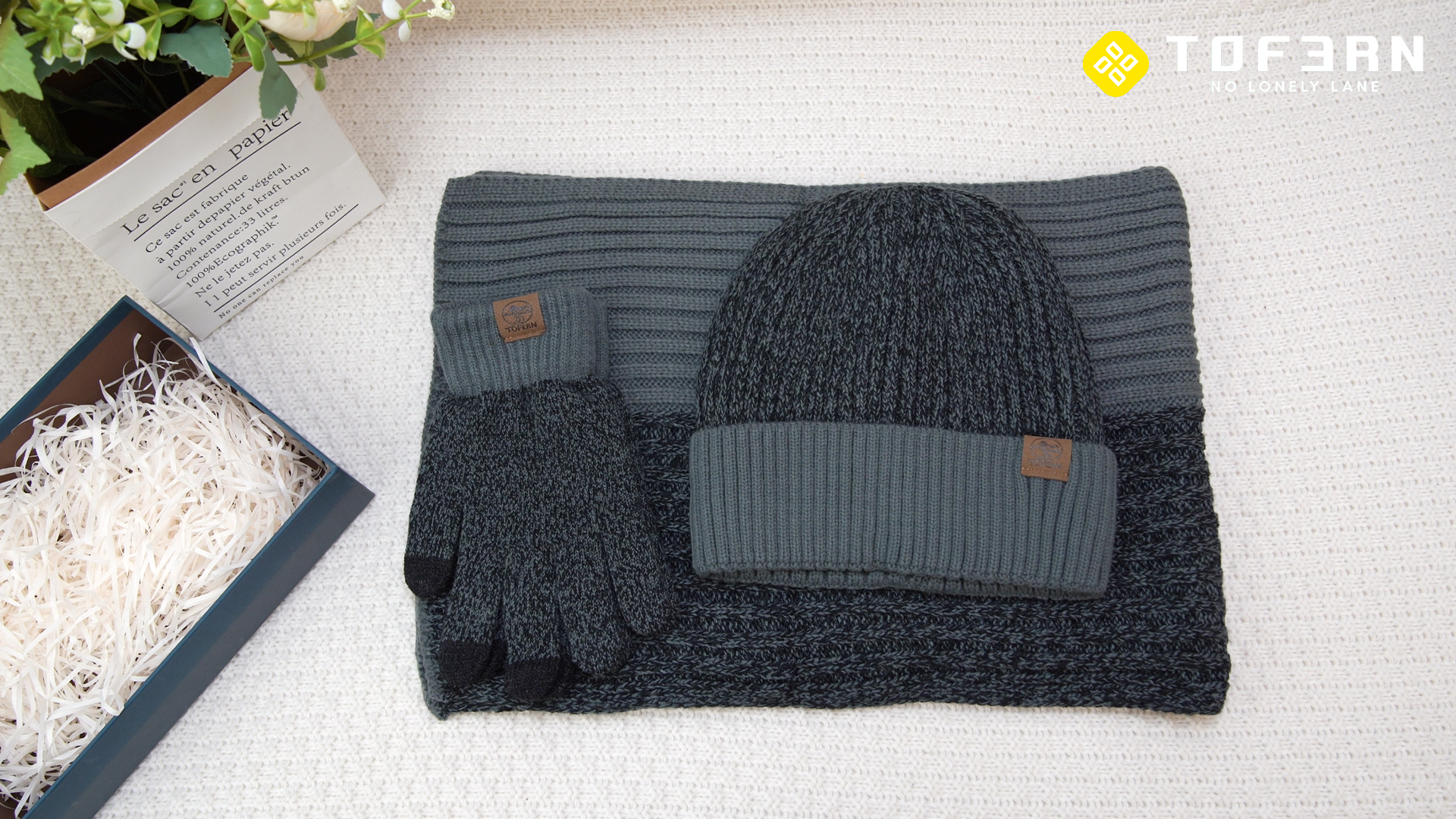 Tofern Ensemble Bonnet Écharpe Gants 3 Pièces – Tricoté Doublé Polaire – Écran Tactile – Hiver Chaud Unisexe Ski Rando Vélo