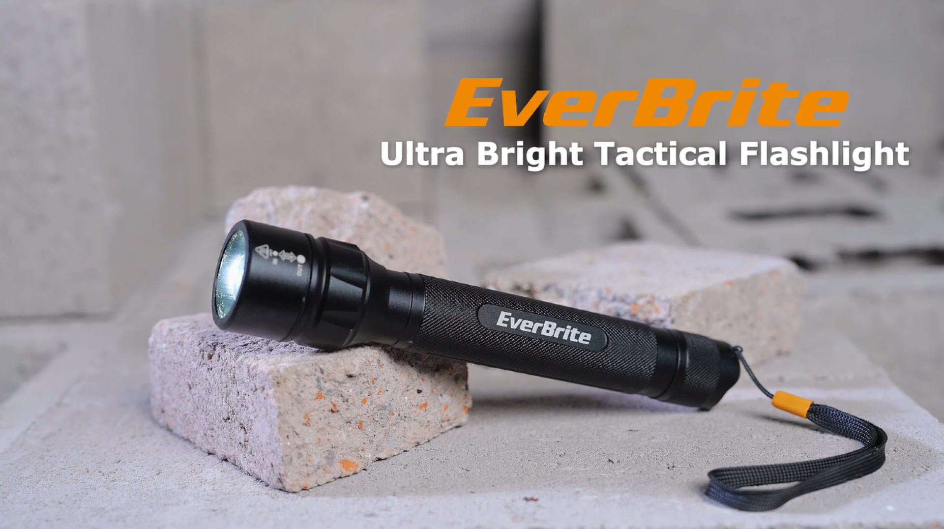 EverBrite Ultra Bright Tactical Flashlight, 600 Lumen Zoomable