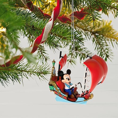 Miniatura 6 de Hallmark Keepsake Adorno de Navidad 2023, Disney Peter Pan's Flight Off to Never Land!, Regalos para fanáticos de Disney