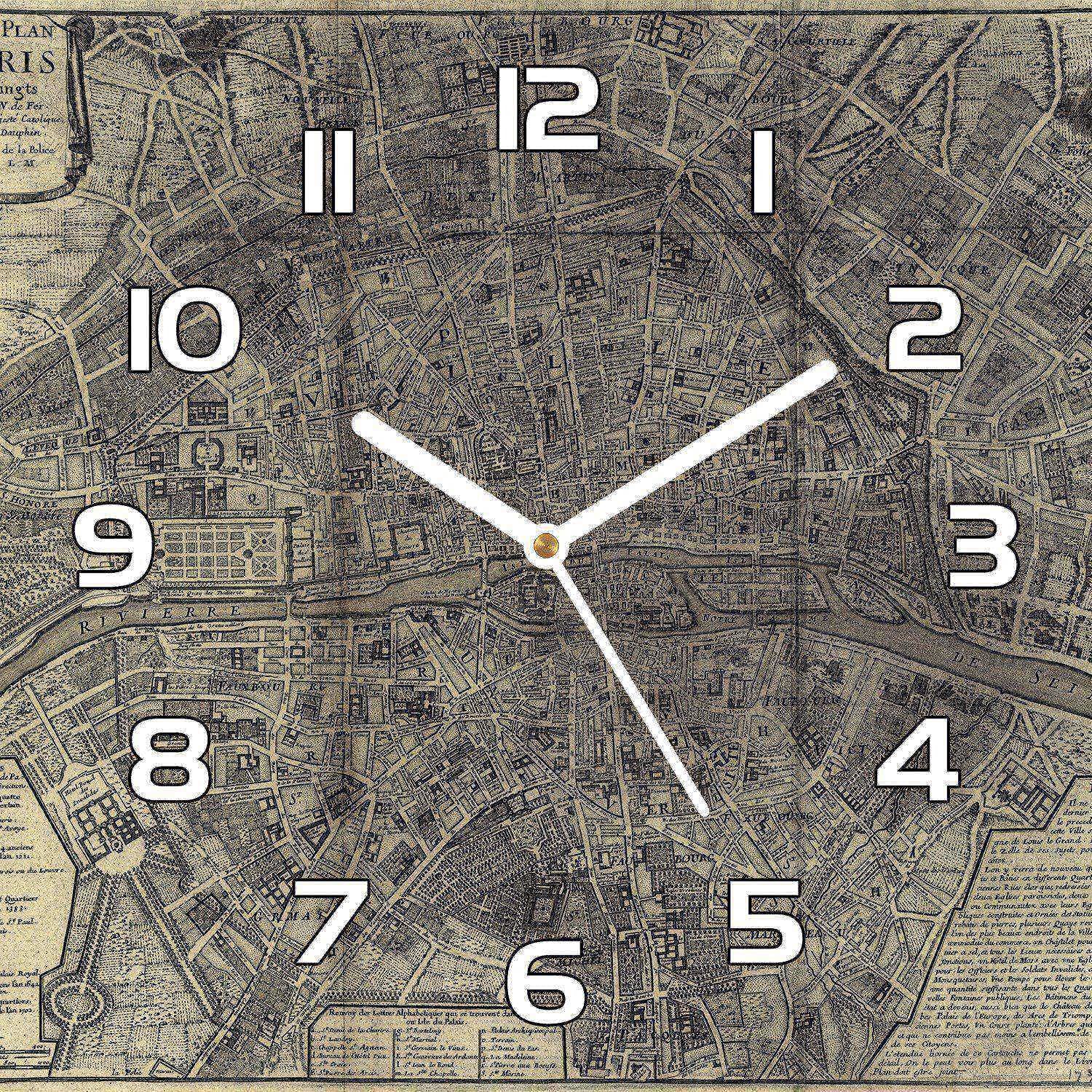 Horloge en verre lisible aiguilles blanches carte vintage Paris pour mur sombre