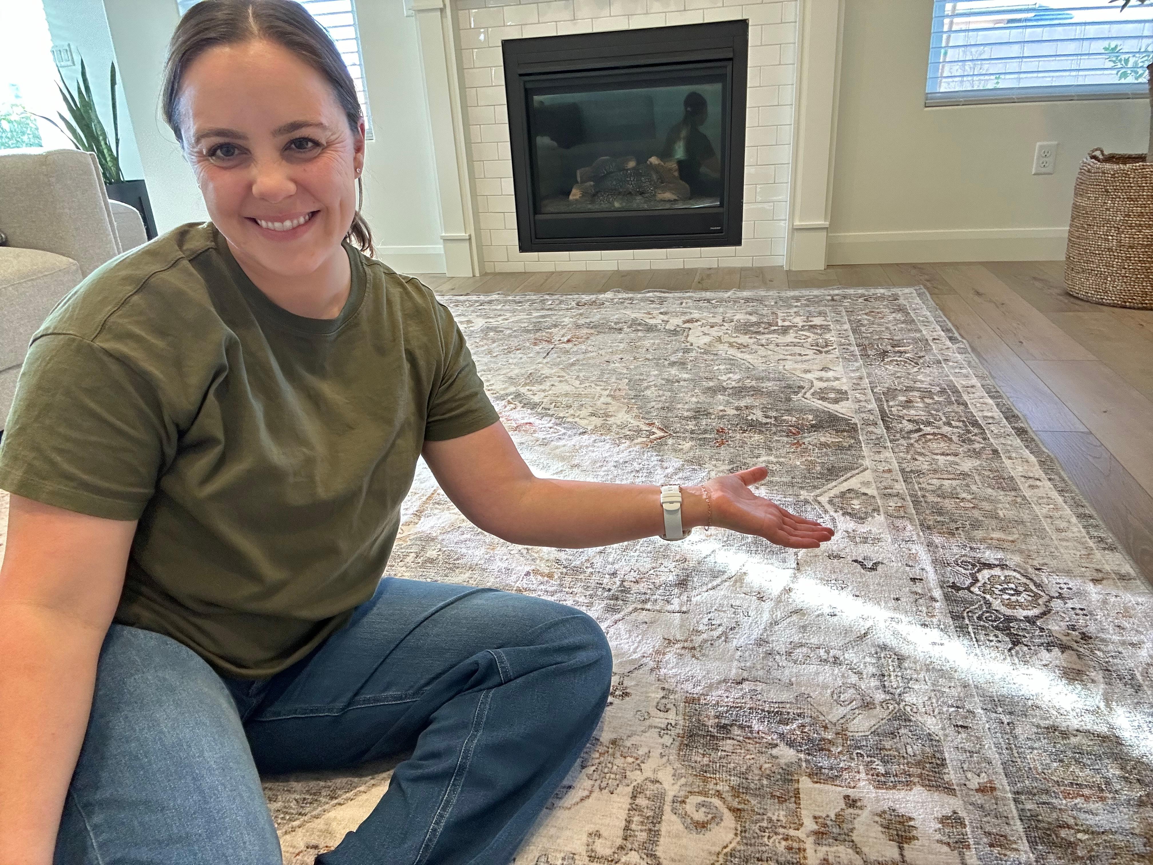Very cozy and soft washable rug. Take an up close look 