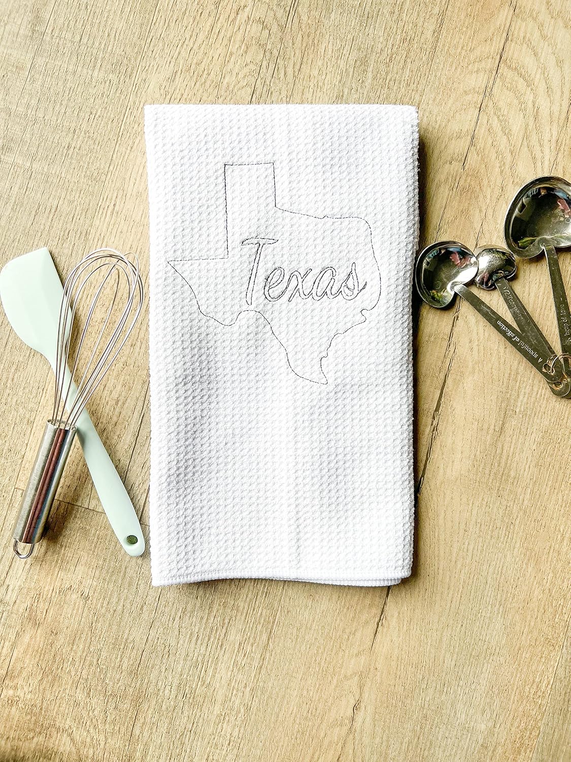 Set of 2 Embroidered State Waffle Kitchen Towels – 16x27 inch Travel-Themed Microfiber Dishcloths, Farmhouse Home Décor, Absorbent & Stylish (Texas)