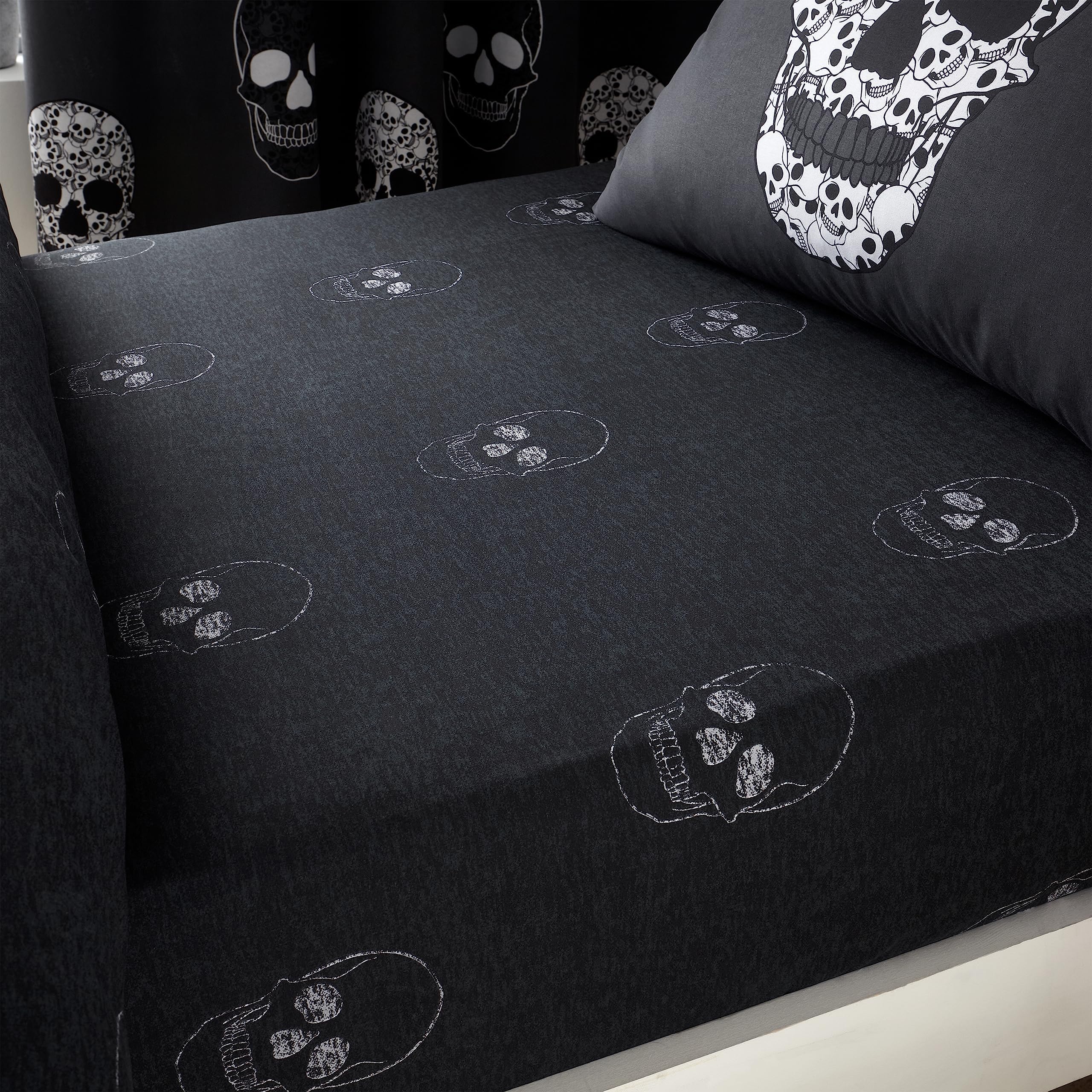 Skulls Double Fitted Sheet Grey
