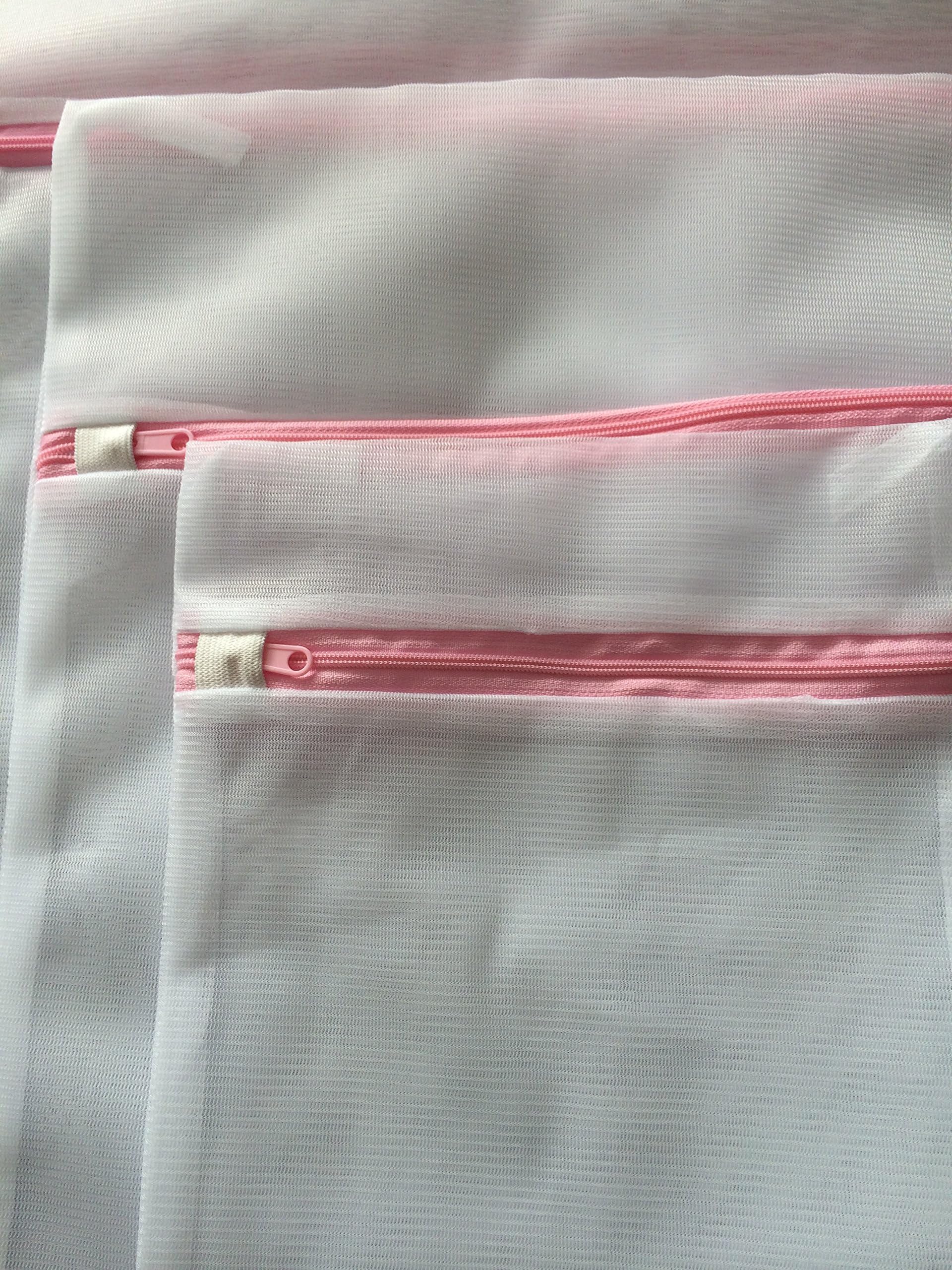 From momstrustedhelper Lingerie Bags for Laundry, Premium Quality, Spacious. Set of 4 , Bra Bag, 2 Medium Mesh Organizer Bags for Socks, Stockings and Underware. A Large Washing Bag for a Dress or Blouse. Protect Your Fine Garments Now With These Bags