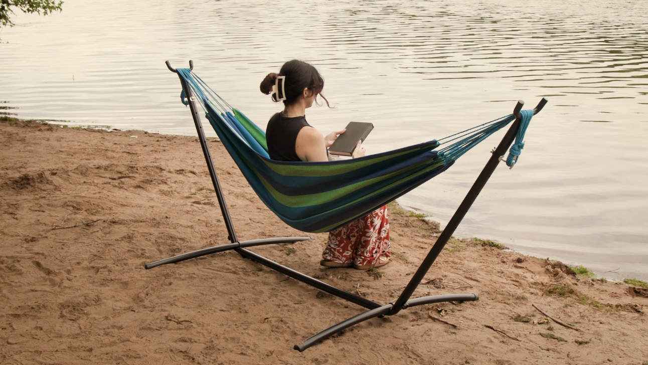 Amazon.com : Sunnydaze Double Brazilian Hammock with Stand and
