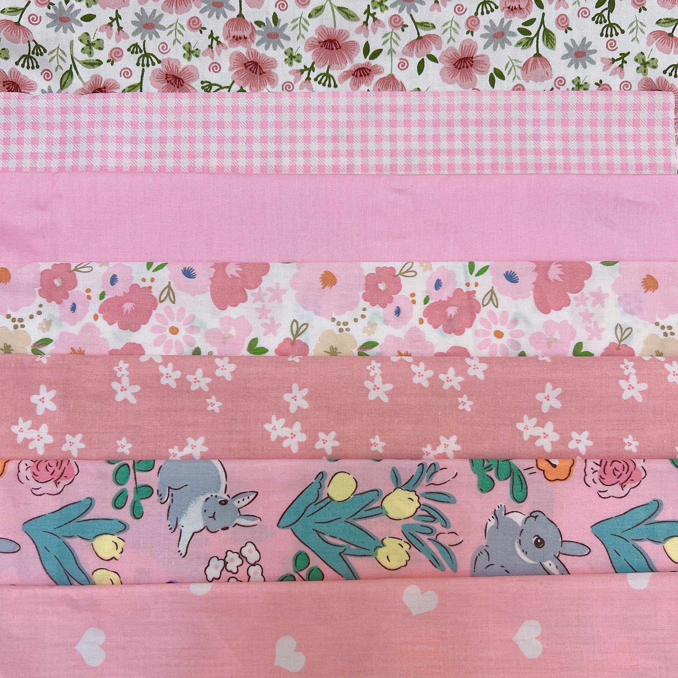 Cotton Fabric DIY Making Supplies Quilting Patchwork Fabric Fat Quarter Bundles DIY for Quilting Cotton Patchwork Cushions (Pink Flowers, 20" x 20")